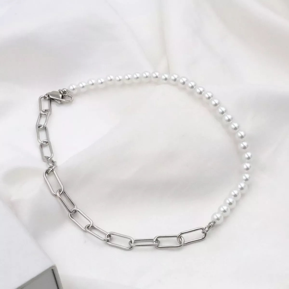 Pearl & Chain Link Necklace
