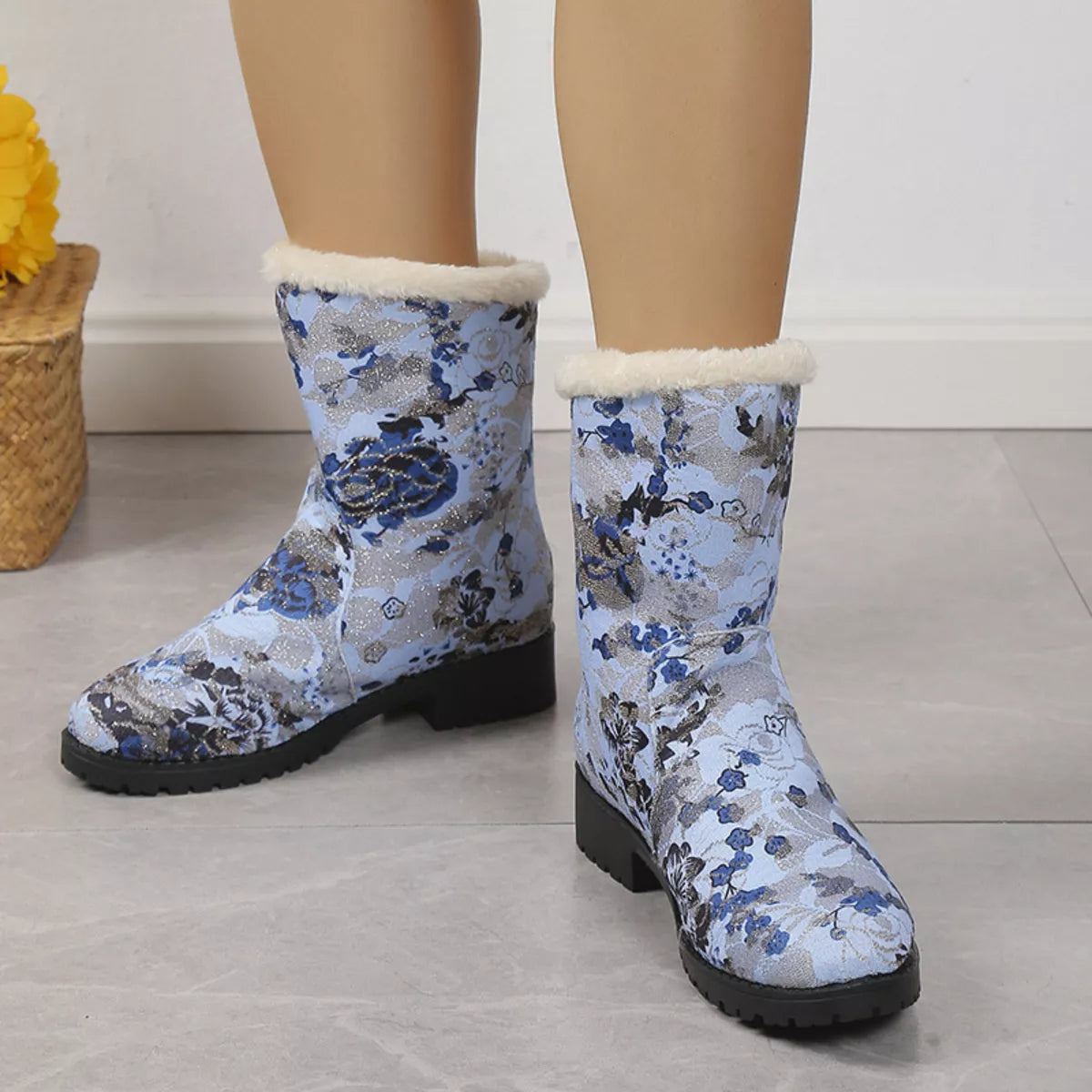Floral Print Warm Lined Ankle Boots