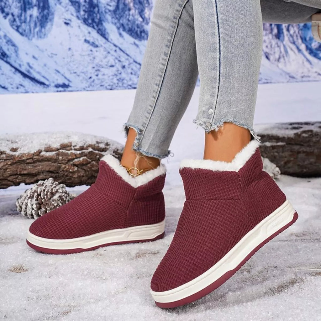 Cozy Knit Ankle Boots with Plush Lining