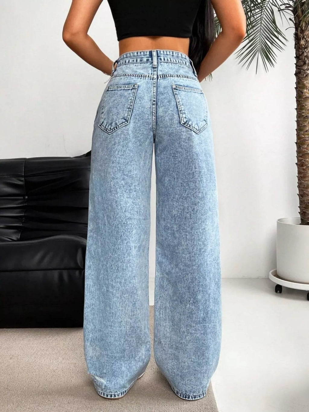 Distressed Wide Leg Jeans