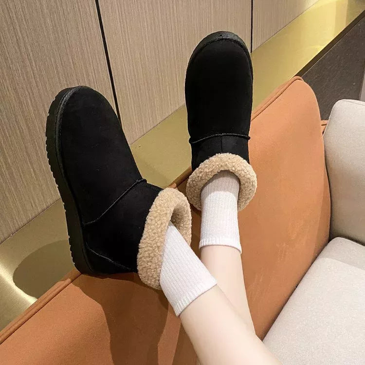Round Toe Platform Boots