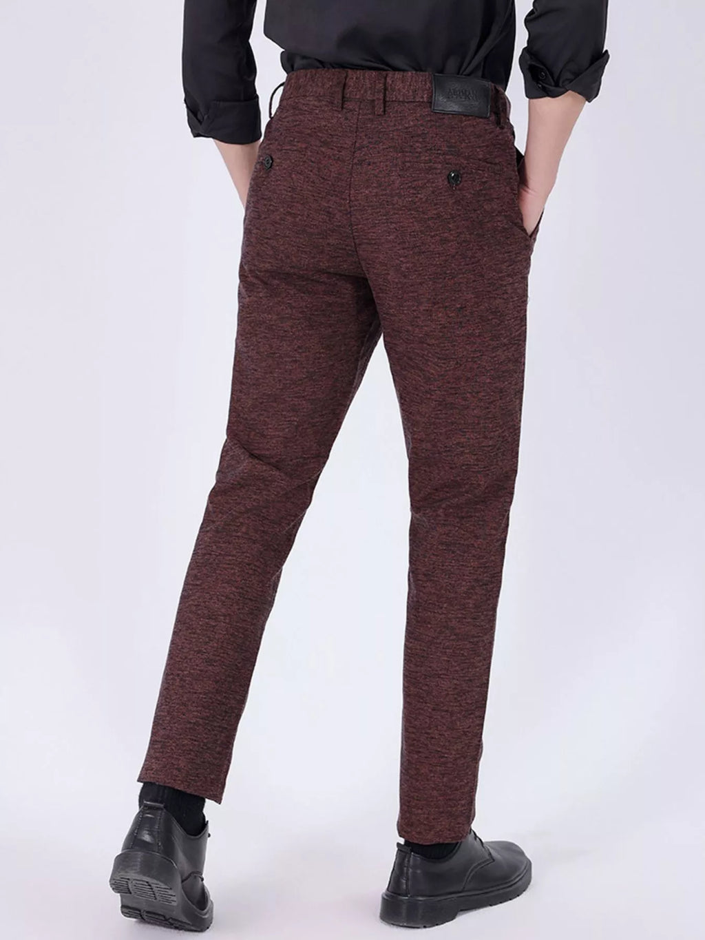 Men's Textured Slim-Fit Pants