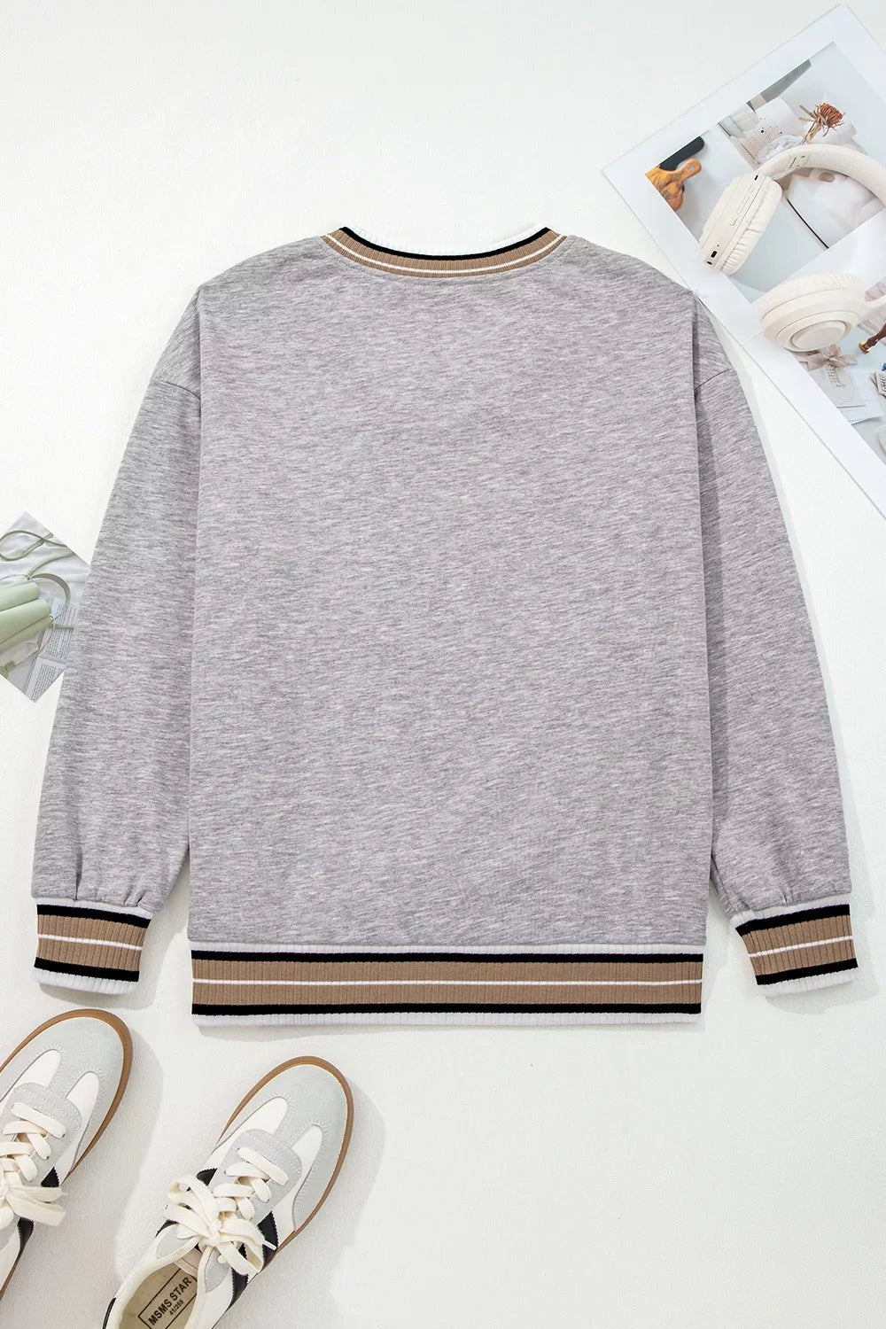 Howdy Graphic V-Neck Sweatshirt