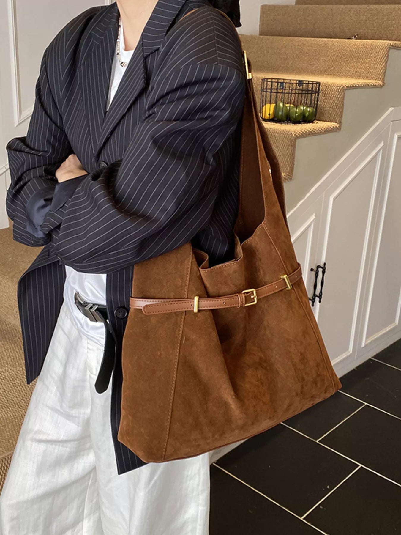 Buckle Adjustable Strap Shoulder Bag