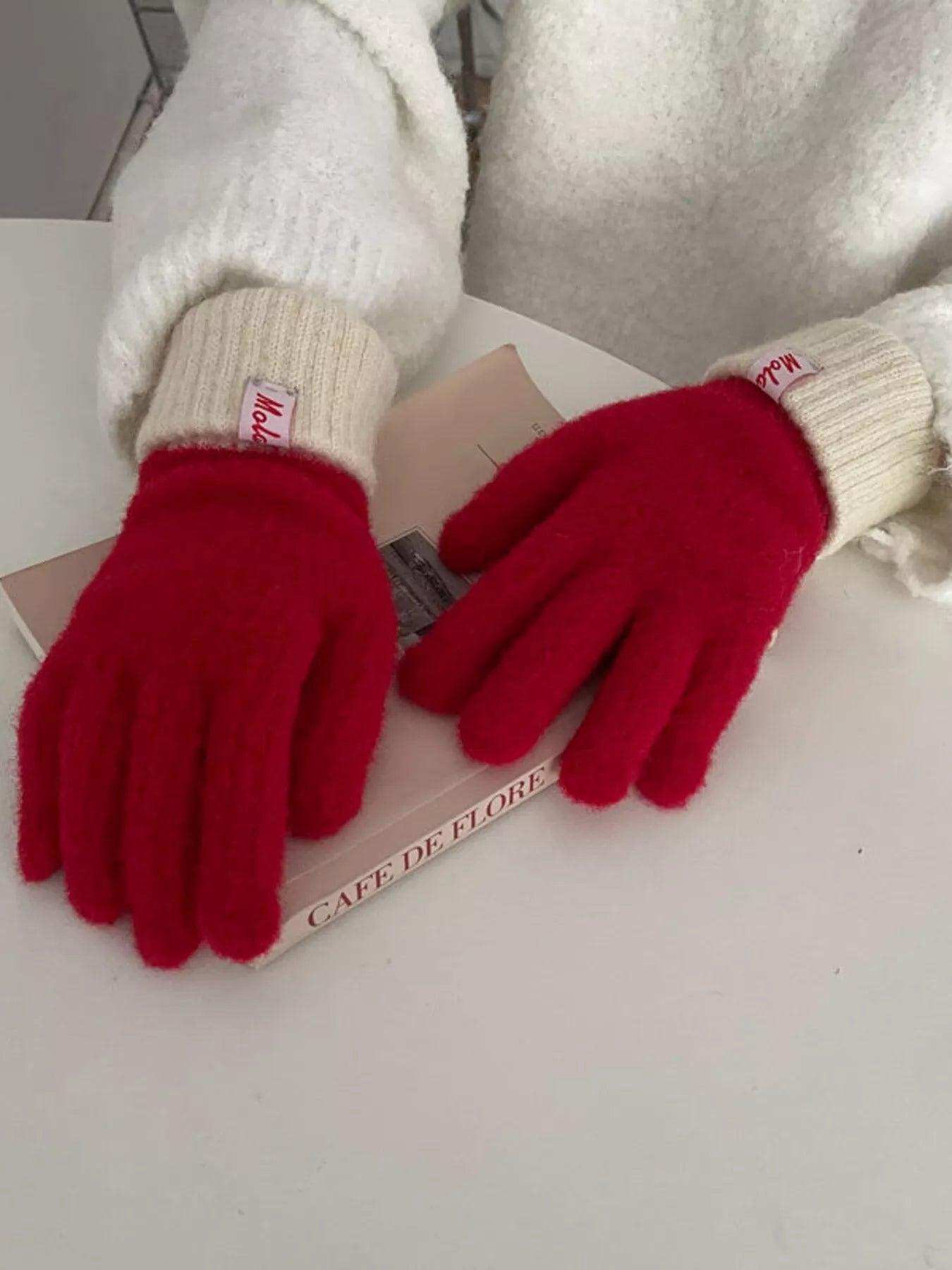 Cozy Knit Gloves with Ribbed Cuff