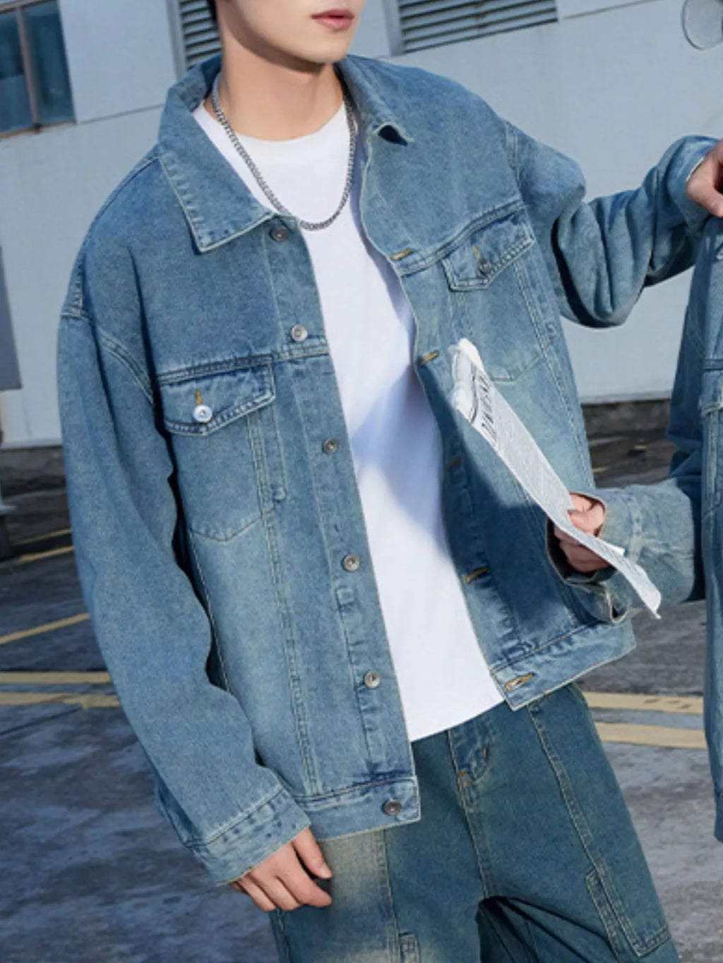 Men's Button Up Long Sleeve Denim Jacket