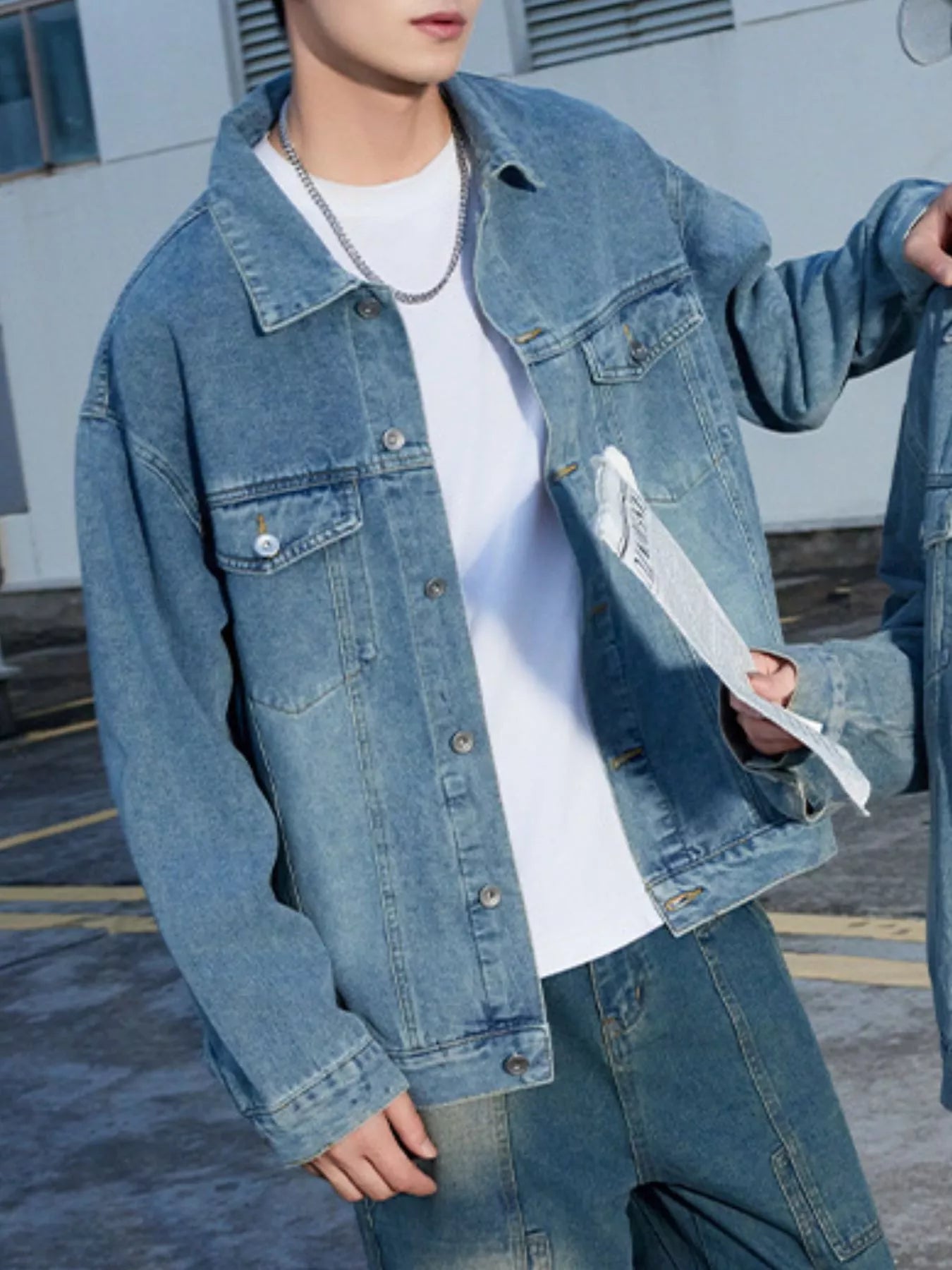 Men's Button Up Long Sleeve Denim Jacket