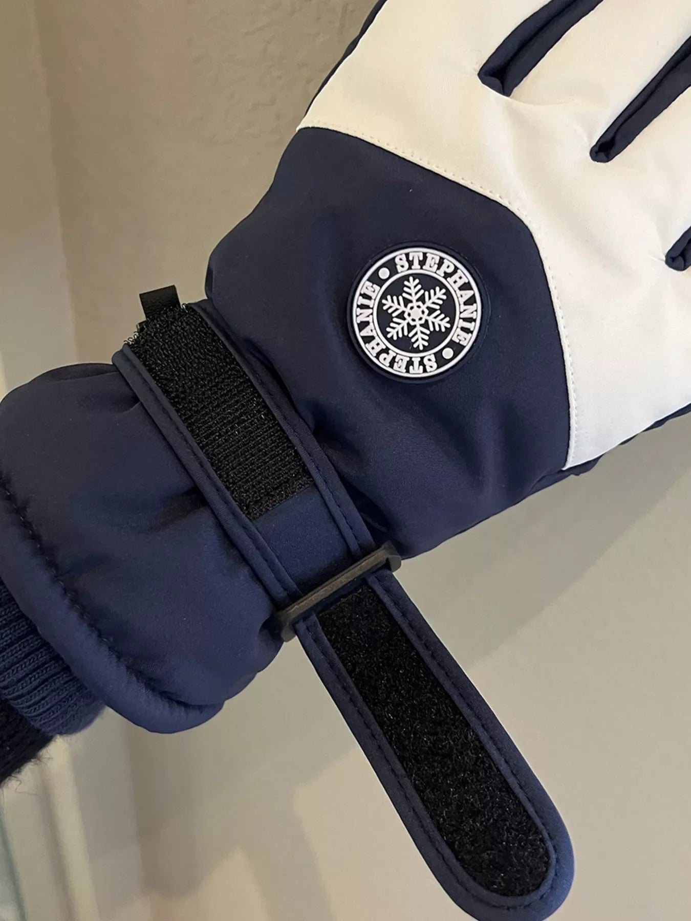 Waterproof Color Block Gloves
