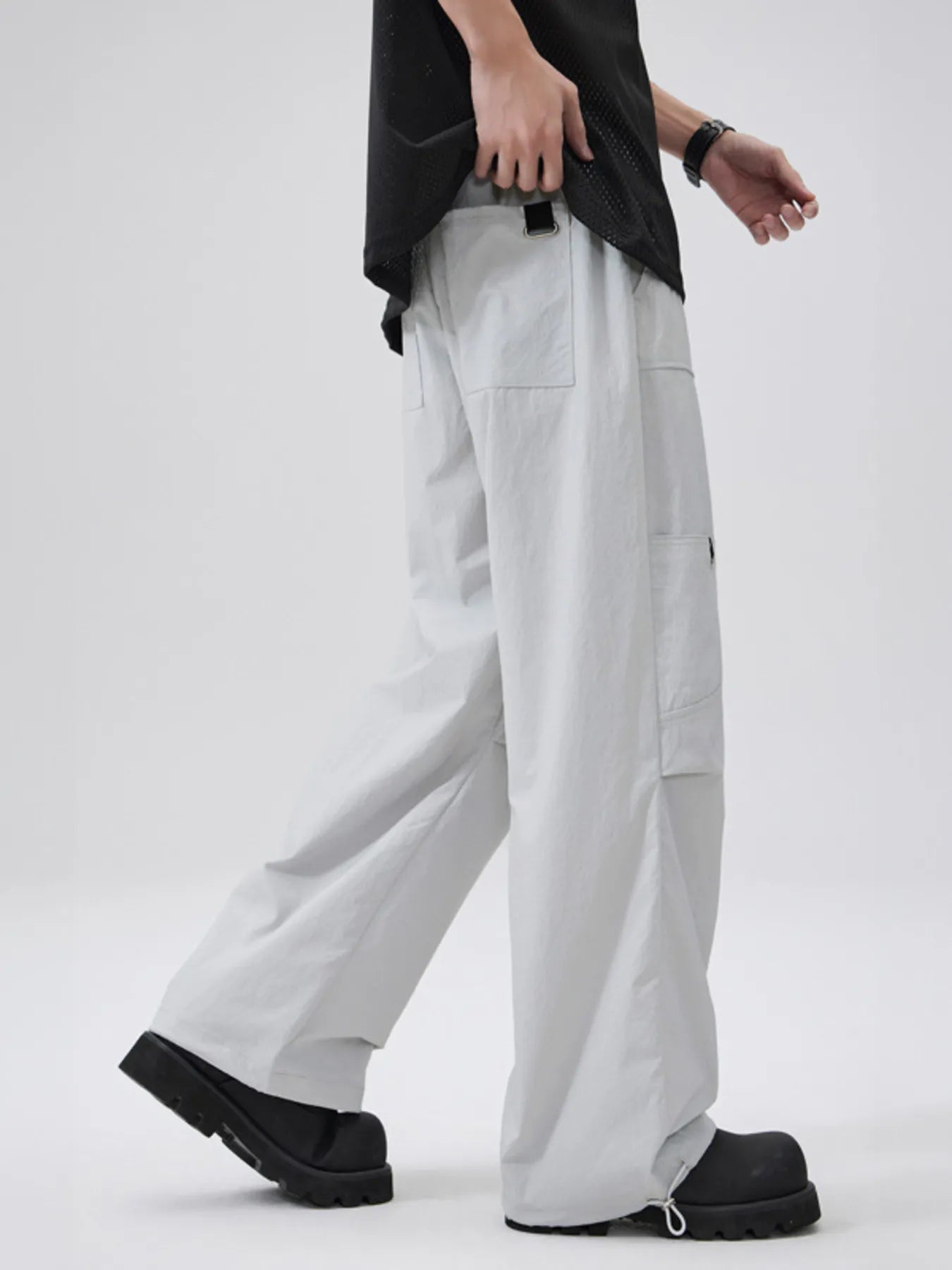 Men's Lightweight Drawstring Wide-Leg Pants