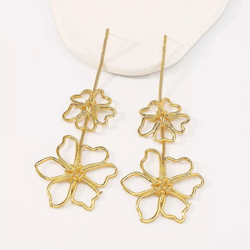 Alloy Flower Dangle Earrings