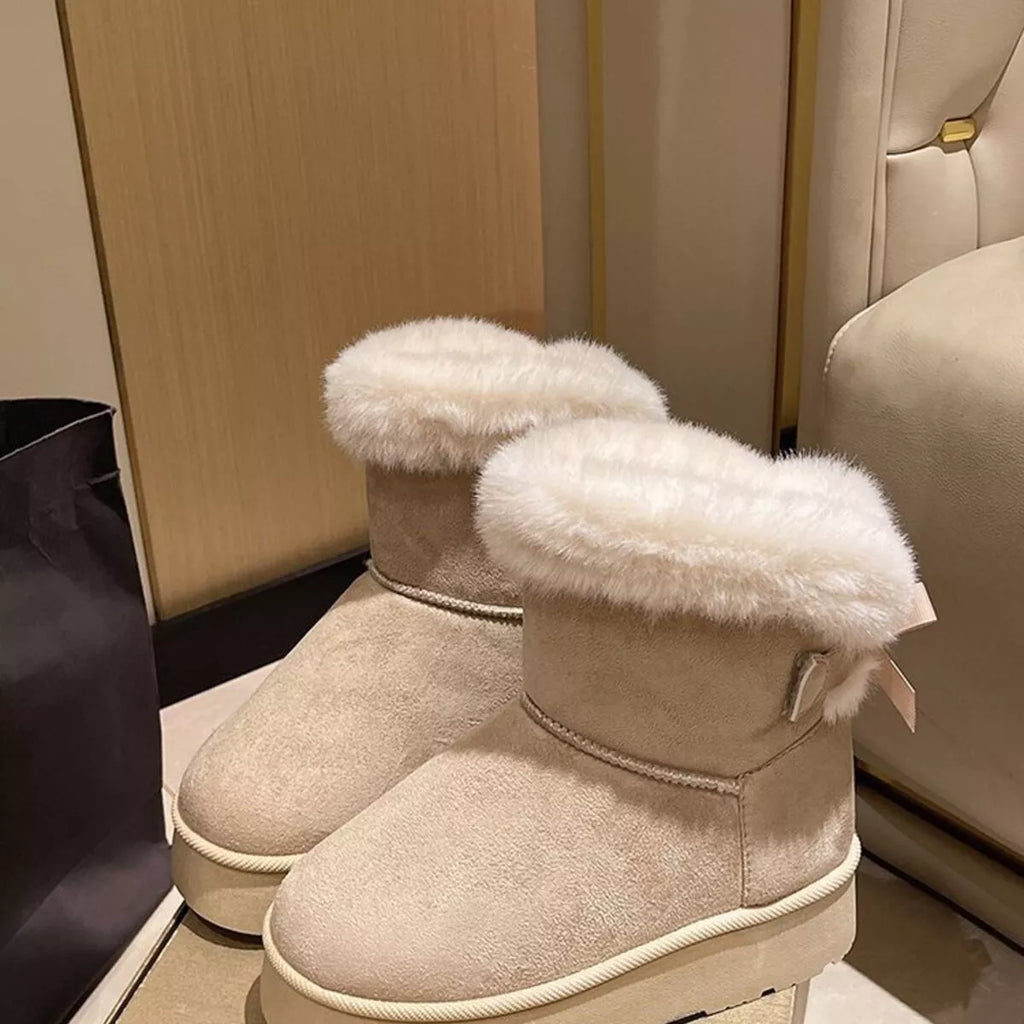 Round Toe Fuzzy Boots