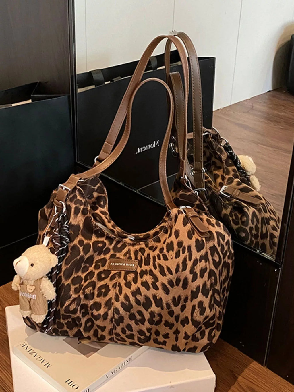 Leopard Adjustable Strap Shoulder Bag