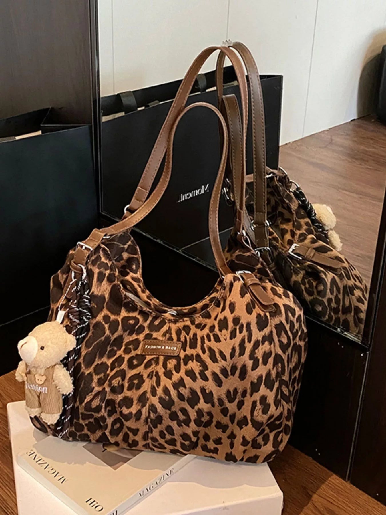Leopard Adjustable Strap Shoulder Bag