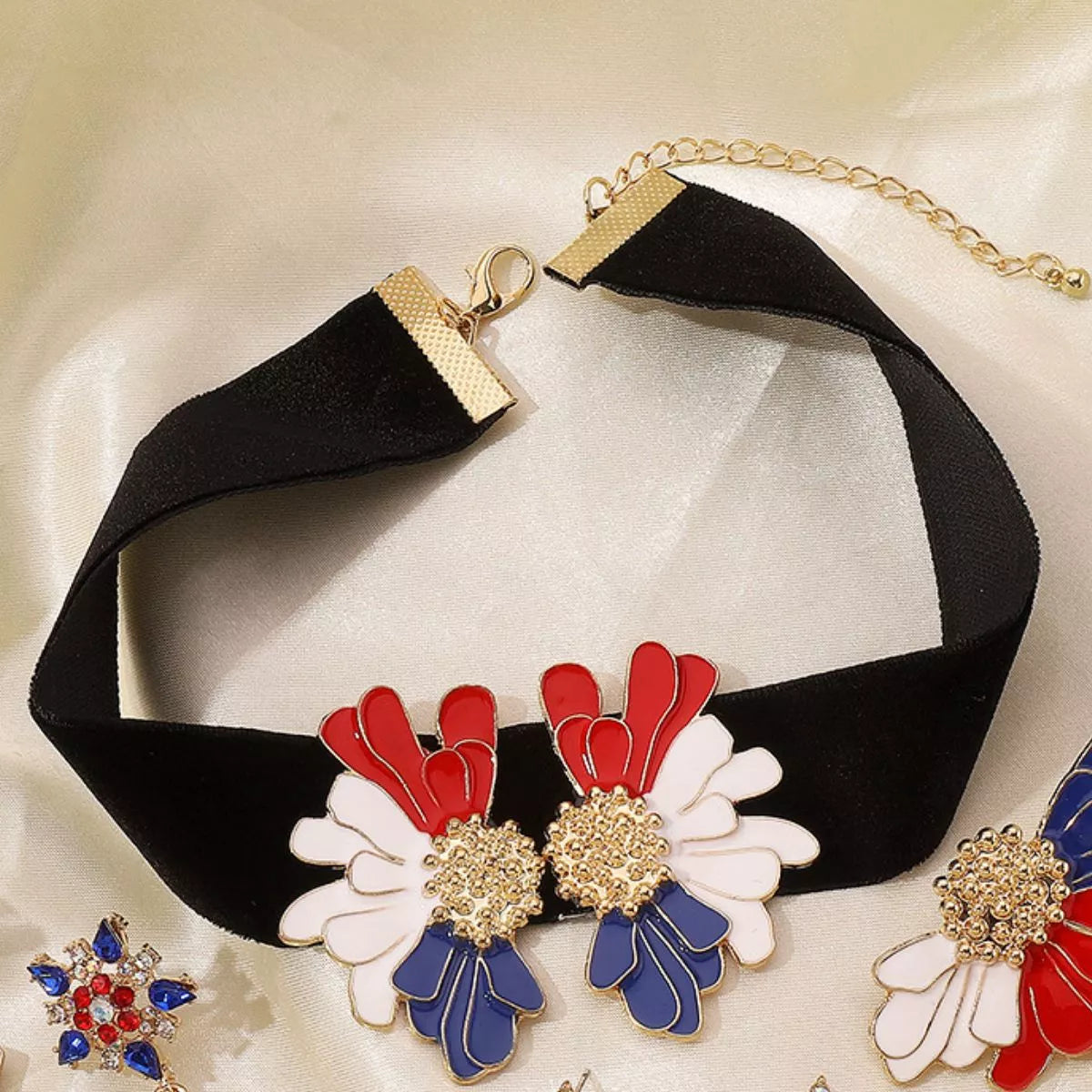 Floral Velvet Choker Necklace