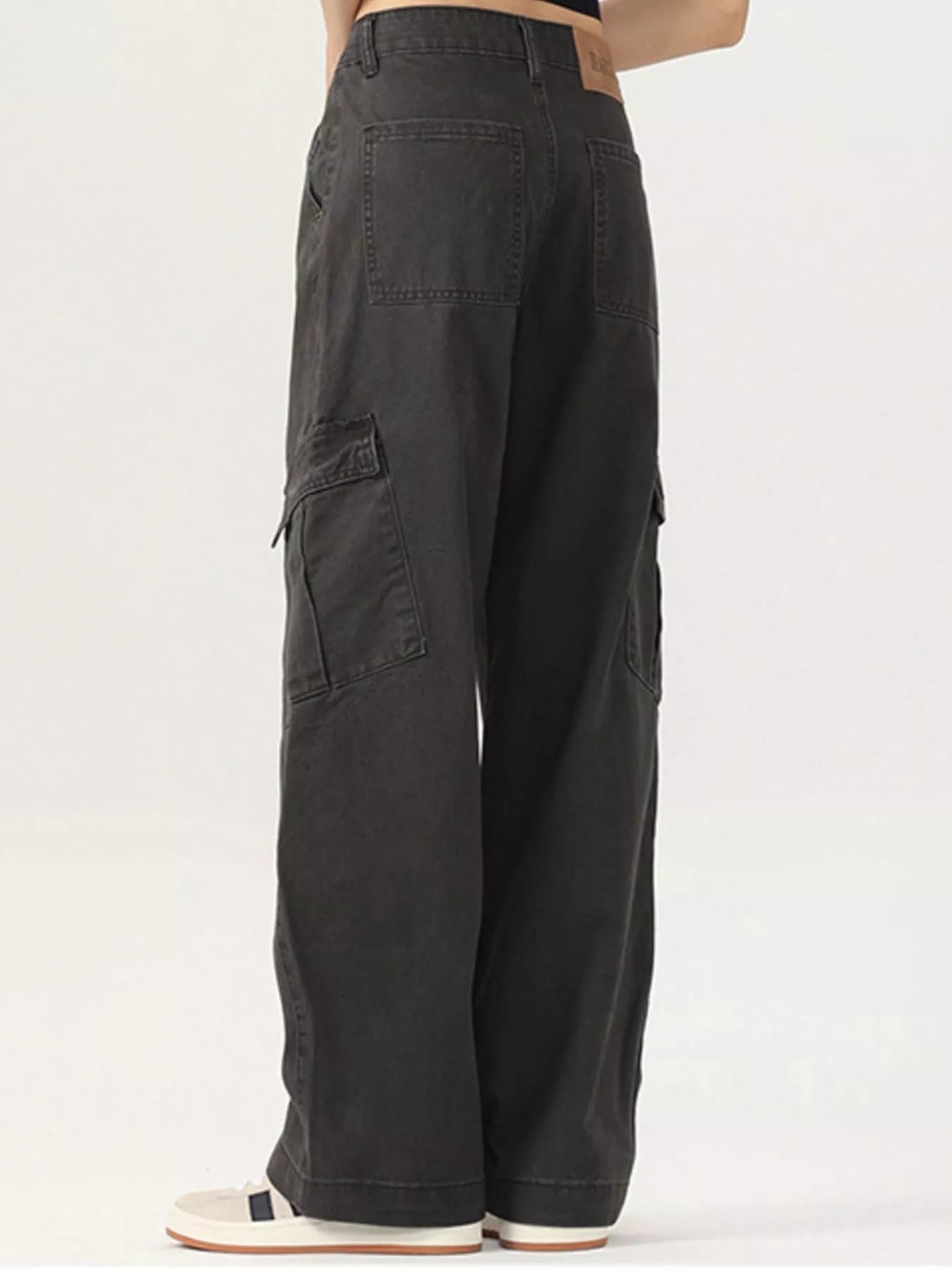 Men's Wide Leg Cargo Pants