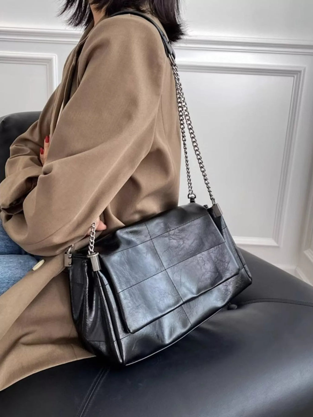 Chain Strap Crossbody Bag