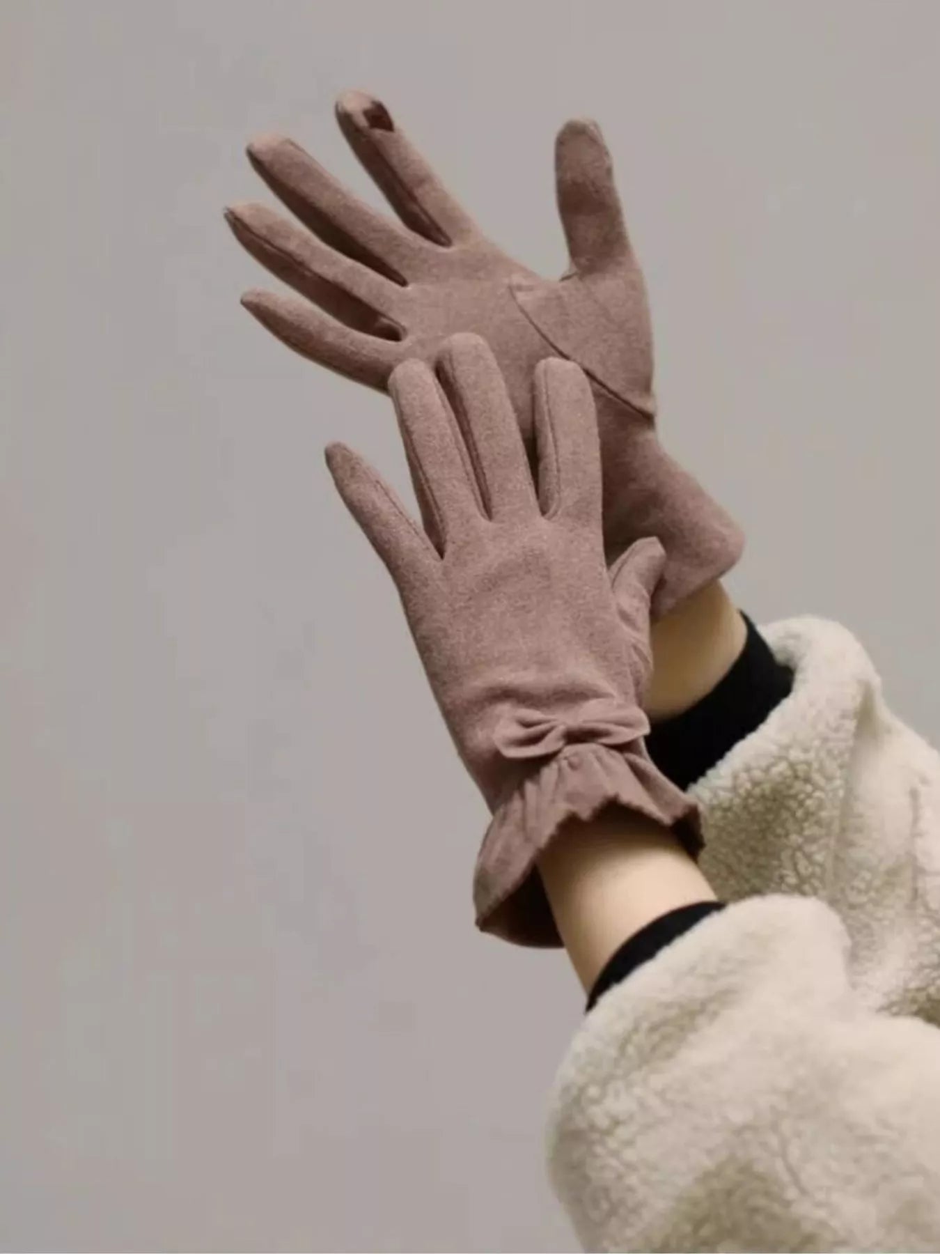 Ruffled Cuff Bow Gloves
