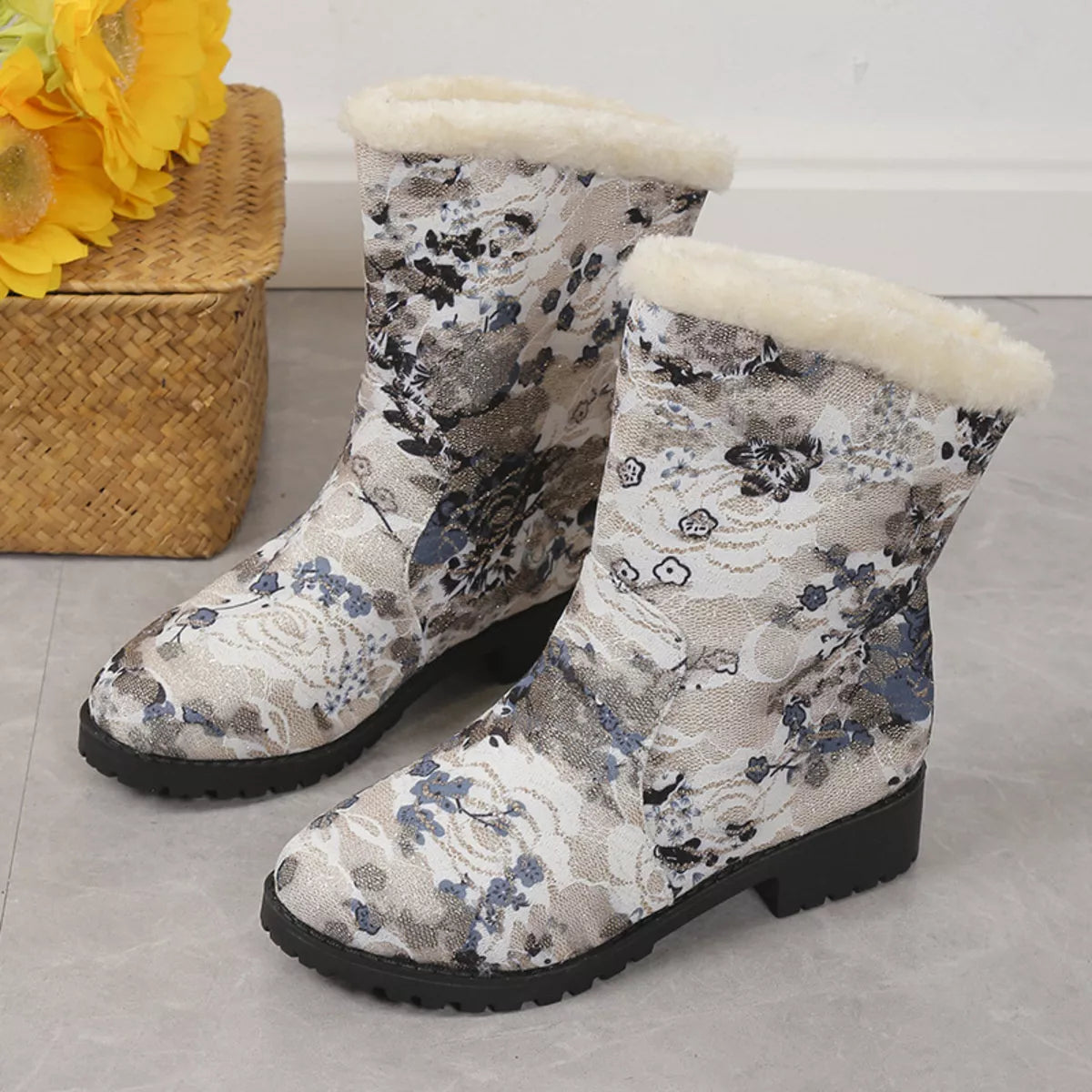 Floral Print Warm Lined Ankle Boots