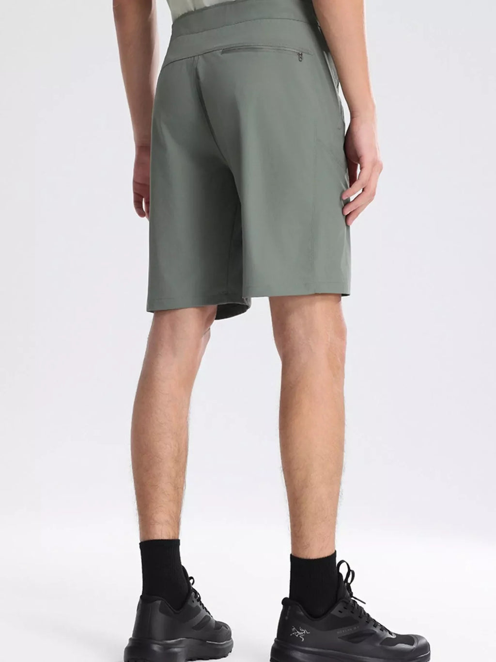 Men's Plus Size Pocketed Lightweight Shorts
