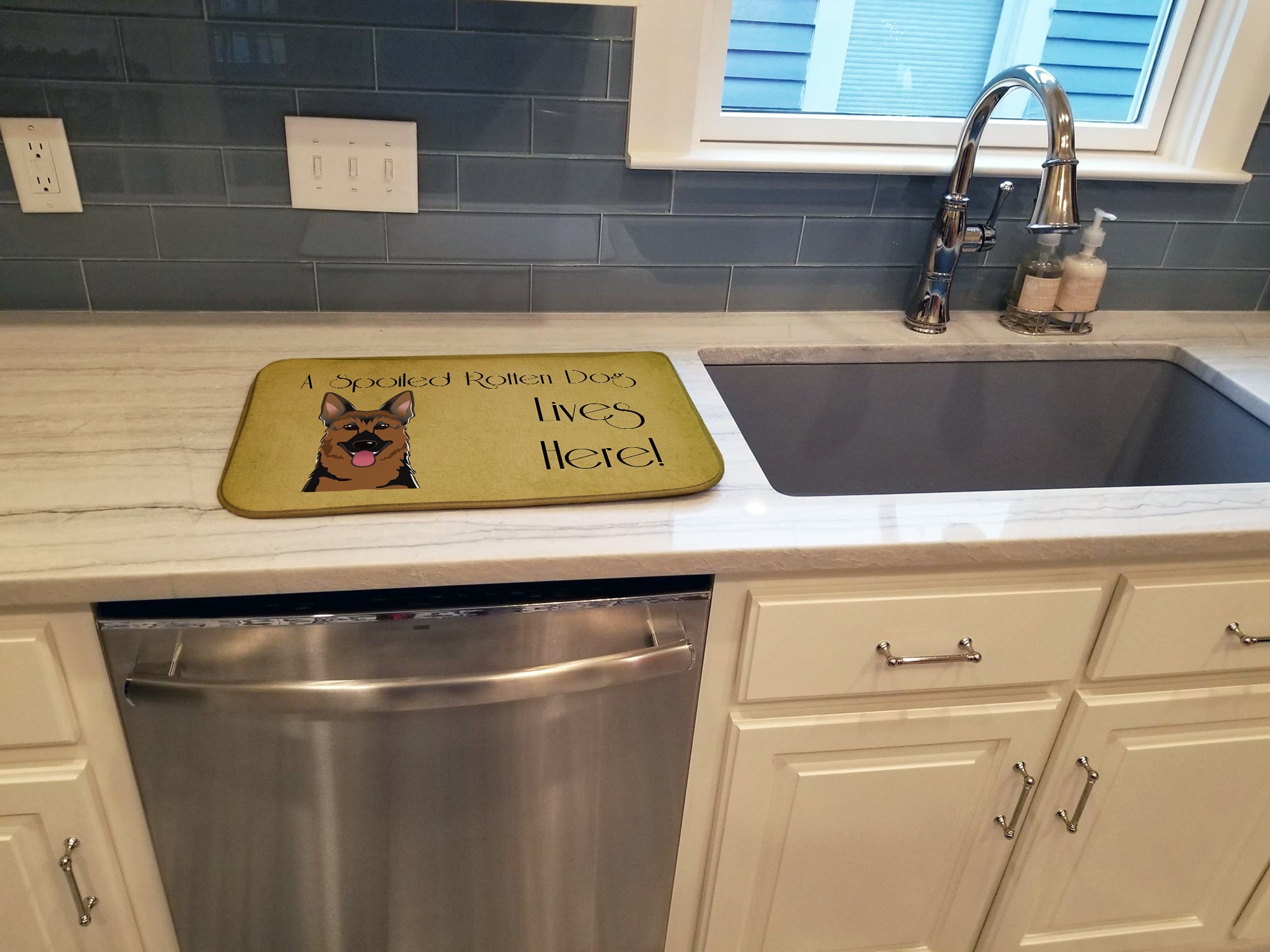 German Shepherd Spoiled Dog Lives Here Dish Drying Mat Absorbent Dish Drying Mat Pad for Kitchen Counter Dish Drainer Mat for Countertop, 14 x 21", Multicolor