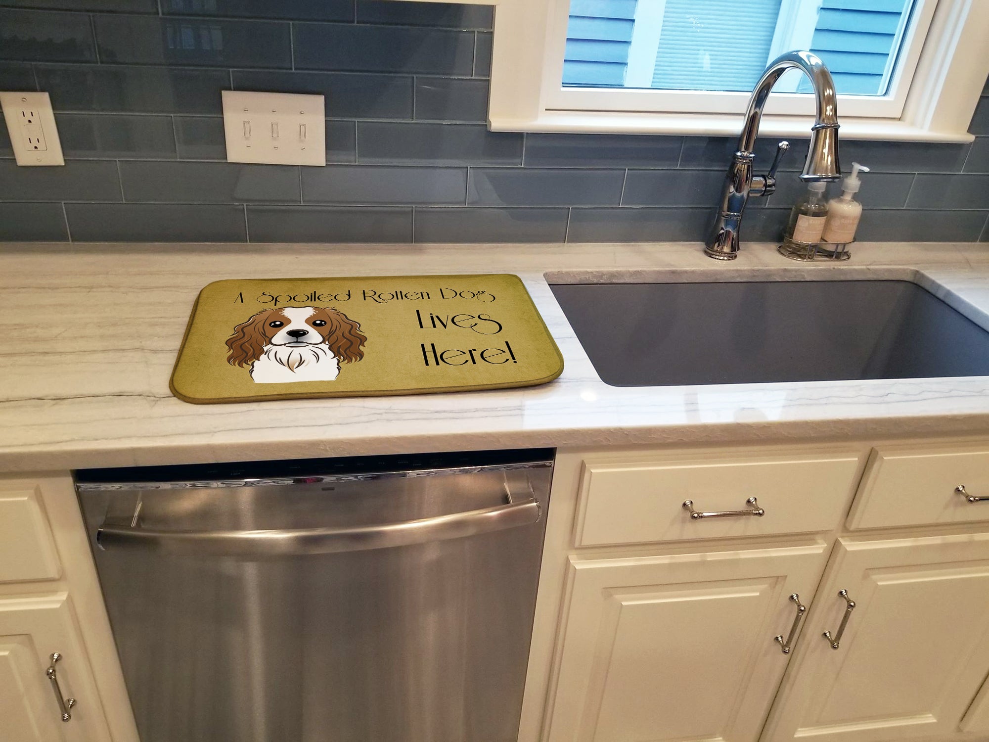 Cavalier Spaniel Spoiled Dog Lives Here Dish Drying Mat Absorbent Dish Drying Mat Pad for Kitchen Counter Dish Drainer Mat for Countertop, 14 x 21", Multicolor