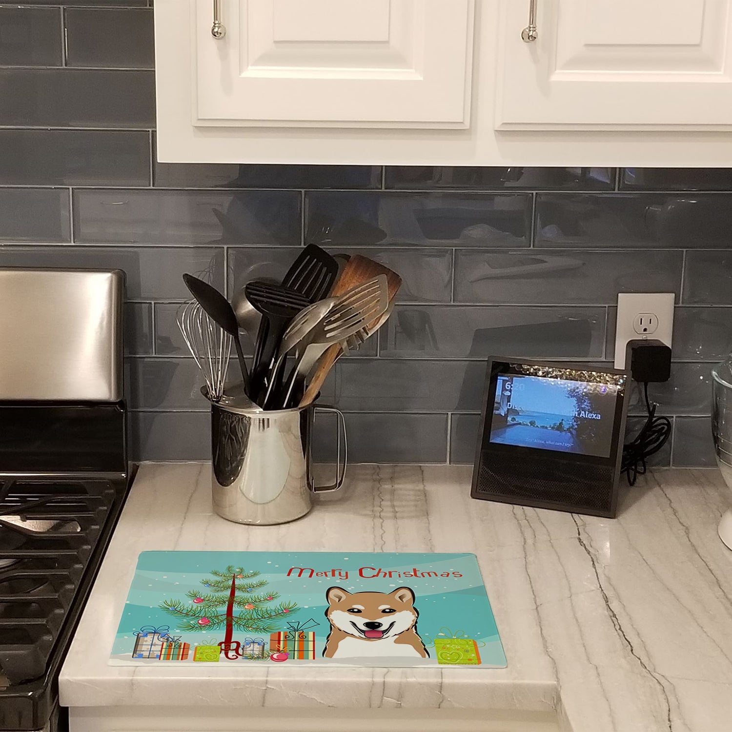 Christmas Tree and Shiba Inu Cutting Board Tempered Glass Kitchen Cutting Surface, Heat Resistant Chopping, Non-Slip Feet, Food Prep & Serving