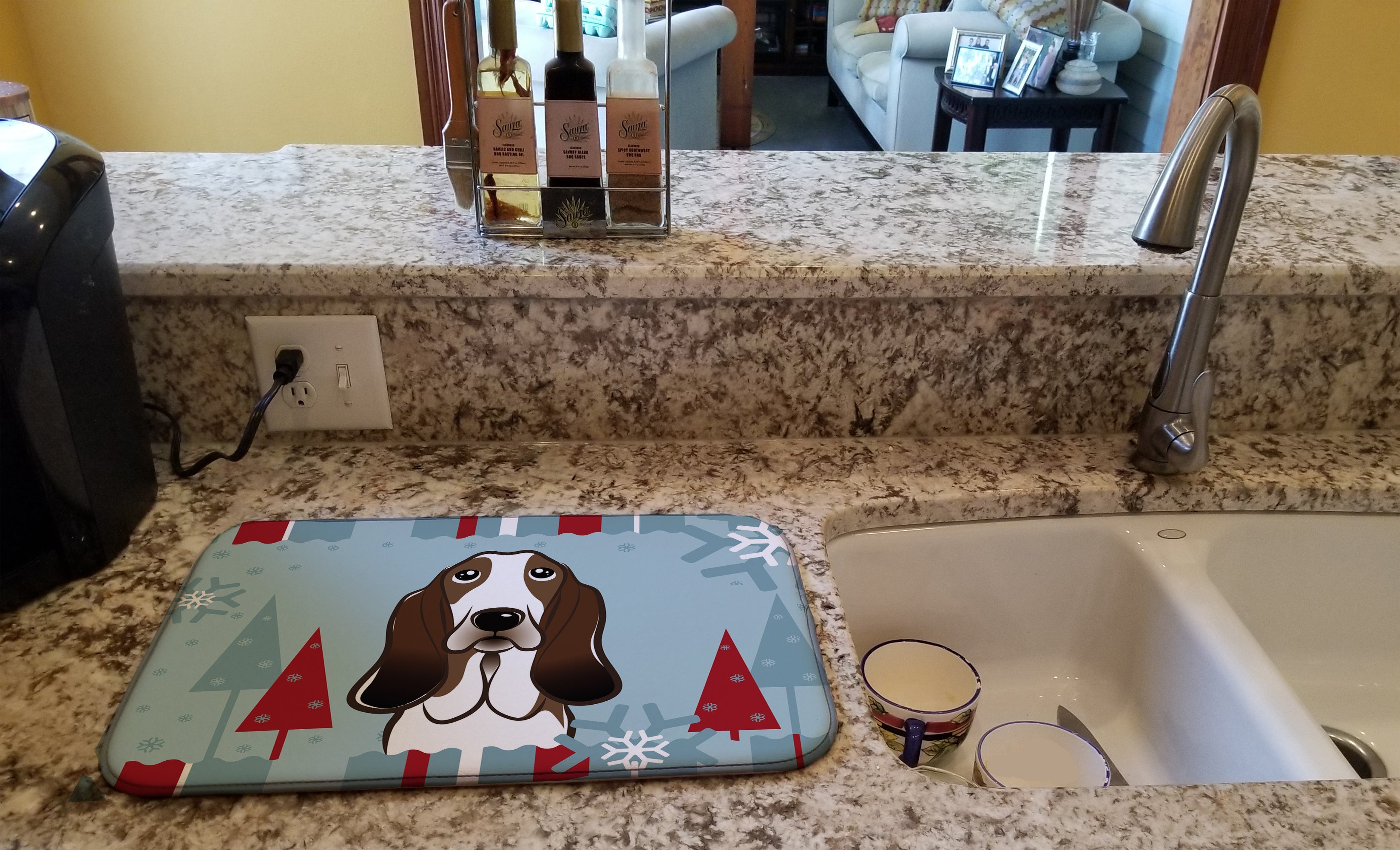Winter Holiday Basset Hound Dish Drying Mat Absorbent Dish Drying Mat Pad for Kitchen Counter Dish Drainer Mat for Countertop, 14 x 21", Multicolor
