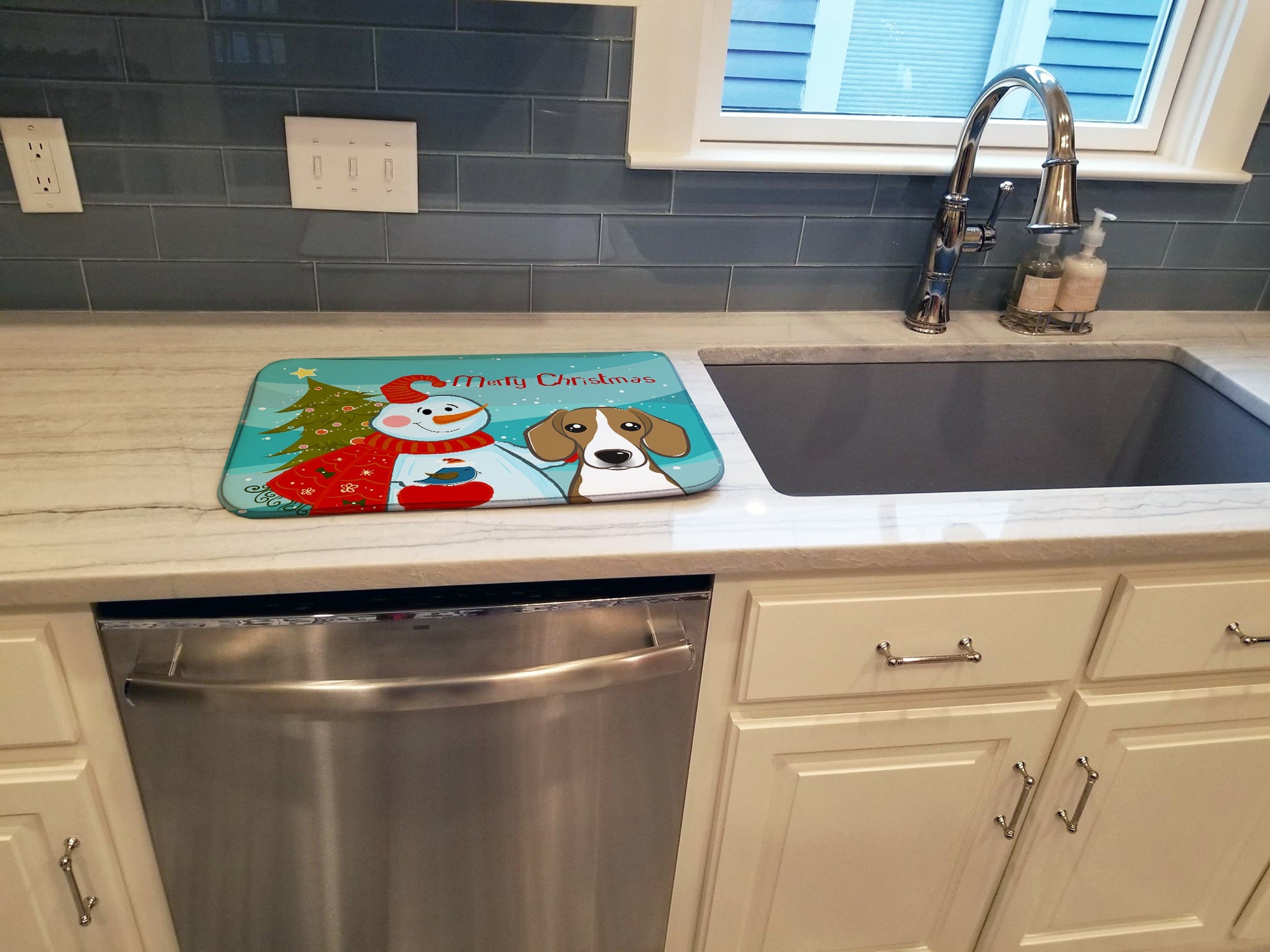 Snowman with Beagle Dish Drying Mat Absorbent Dish Drying Mat Pad for Kitchen Counter Dish Drainer Mat for Countertop, 14 x 21", Multicolor