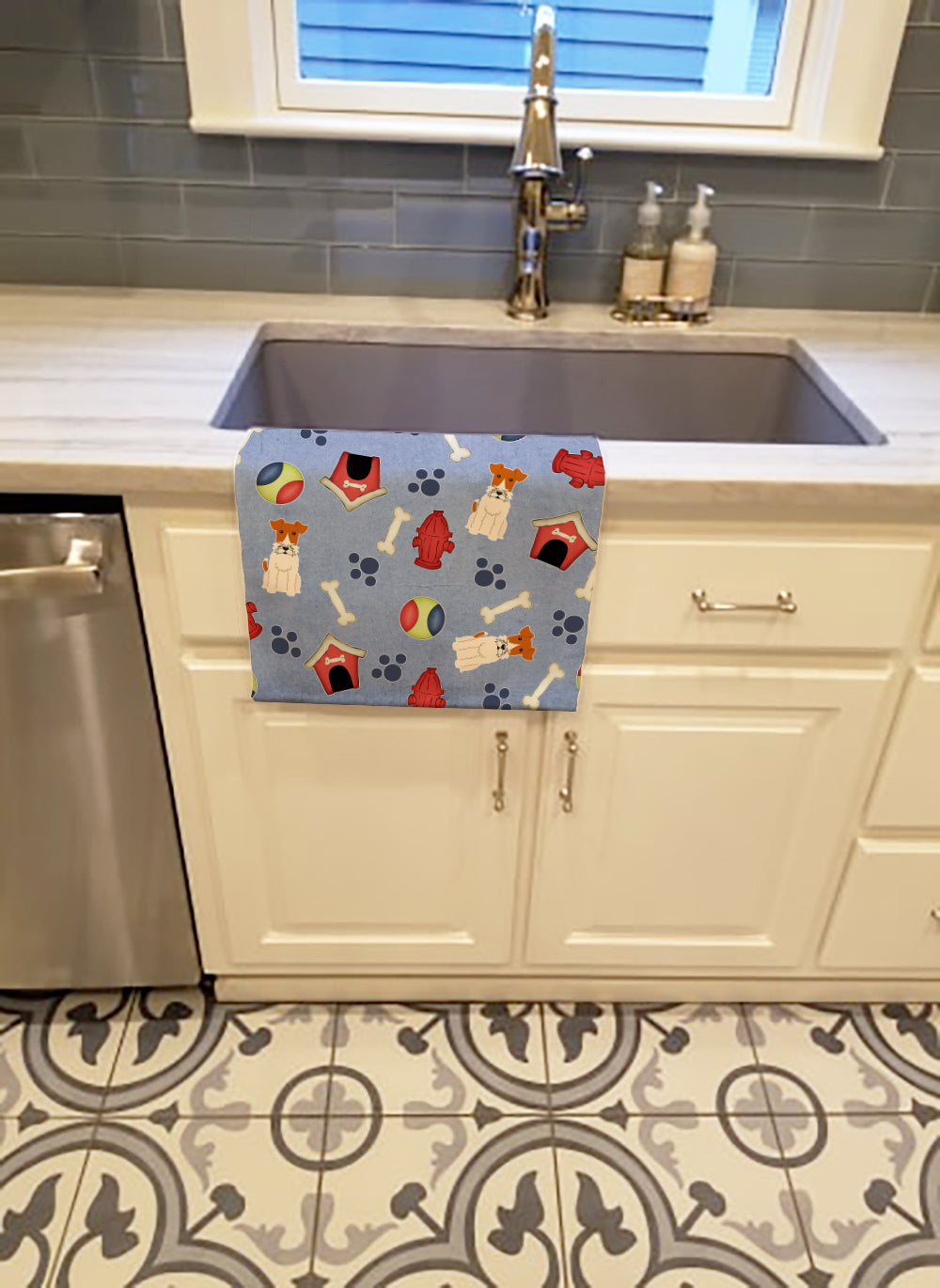Dog House Collection Wire Fox Terrier Kitchen Towel Velour Plush Front and Cotton Loop Back Machine Washable