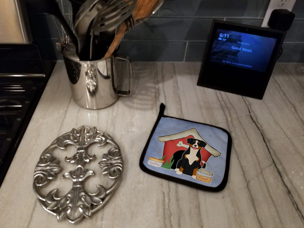 Dog House Collection Entlebucher Pot Holder Set of 2 Heat Resistant Quilted Hot Pads 7.5 x 7.5 Inch, Insulated Kitchen Trivets for Cooking & Baking