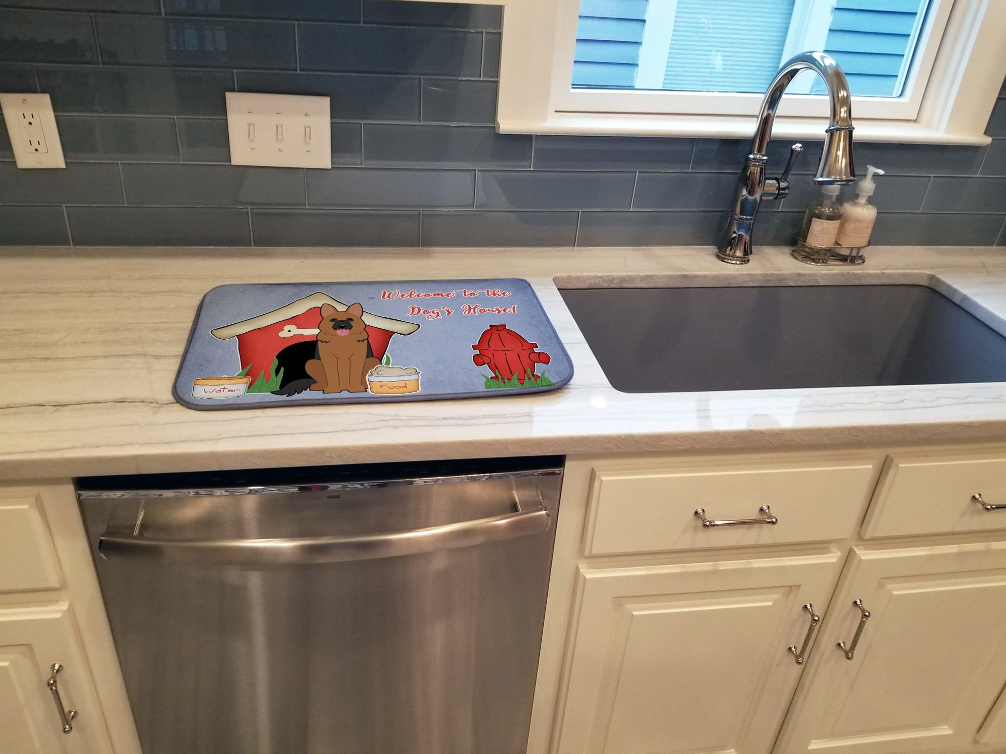 Dog House Collection German Shepherd Dish Drying Mat Absorbent Dish Drying Mat Pad for Kitchen Counter Dish Drainer Mat for Countertop, 14 x 21", Multicolor
