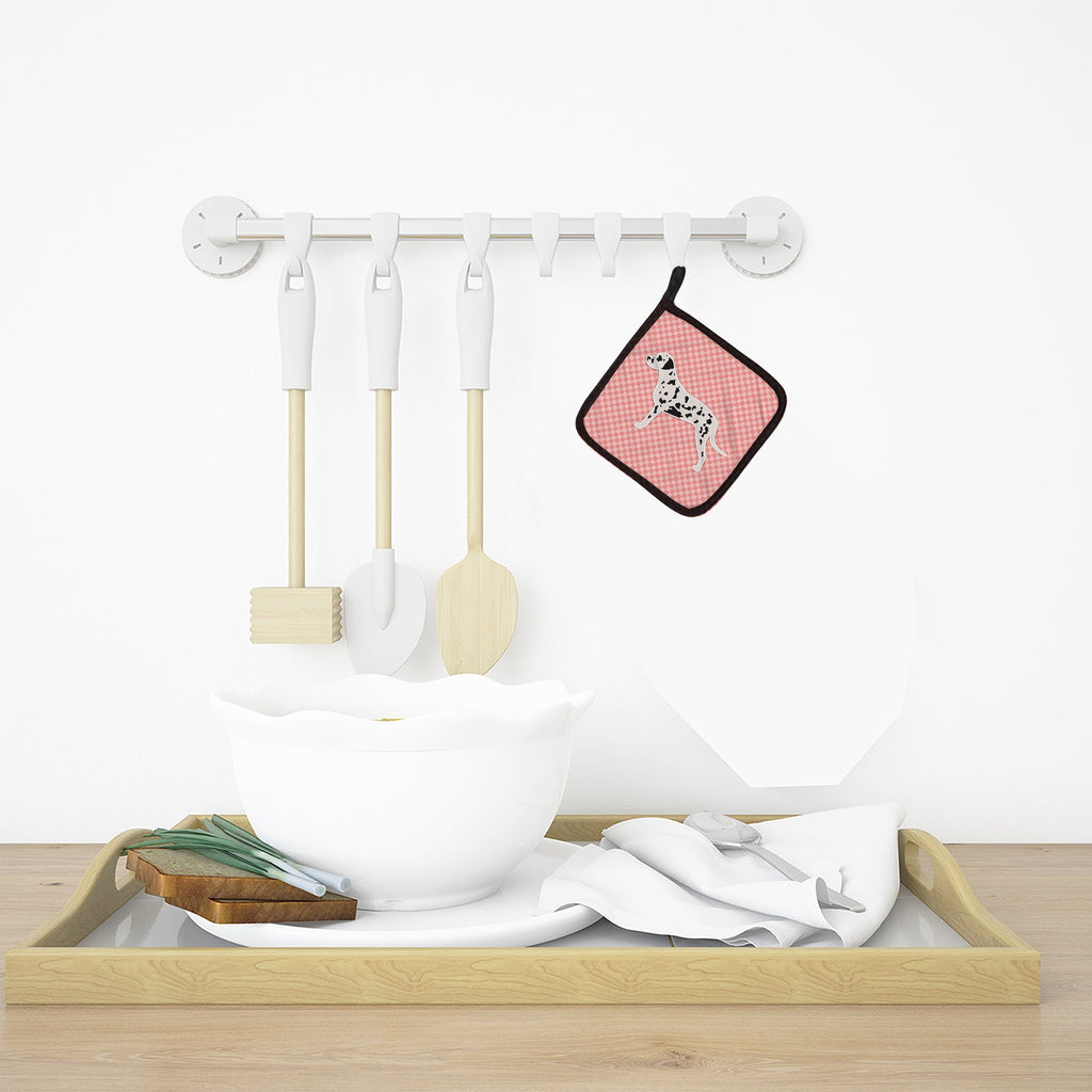 Dalmatian Checkerboard Pink Pot Holder Set of 2 Heat Resistant Quilted Hot Pads 7.5 x 7.5 Inch, Insulated Kitchen Trivets for Cooking & Baking