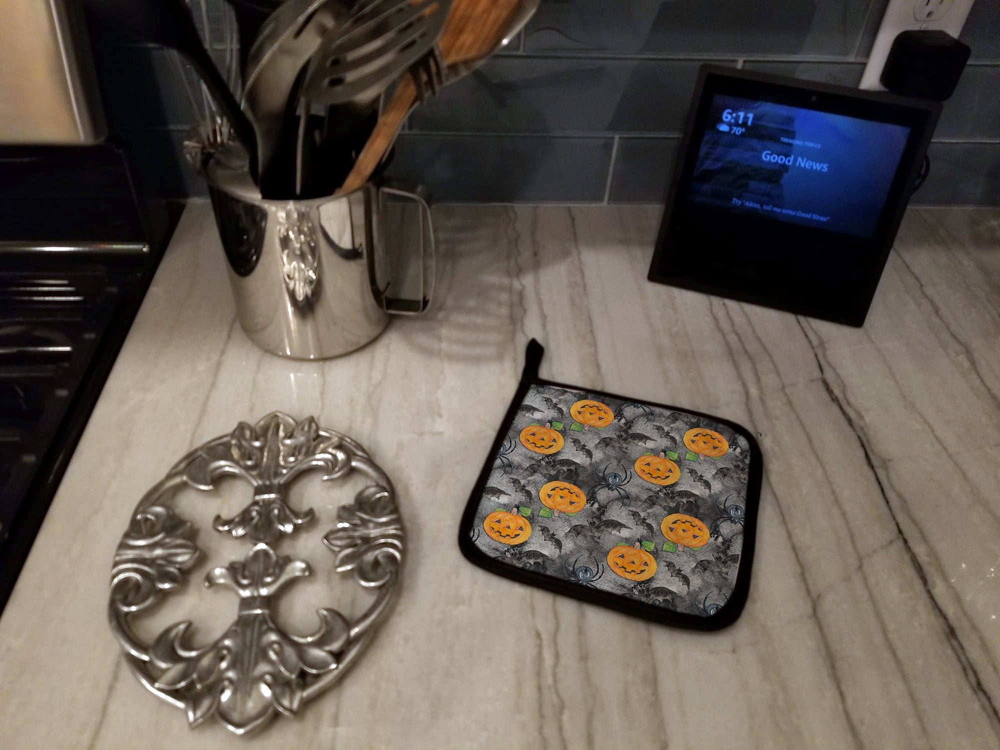 Watecolor Halloween Jack-O-Lantern Bats Pot Holder Set of 2 Heat Resistant Quilted Hot Pads 7.5 x 7.5 Inch, Insulated Kitchen Trivets for Cooking & Baking