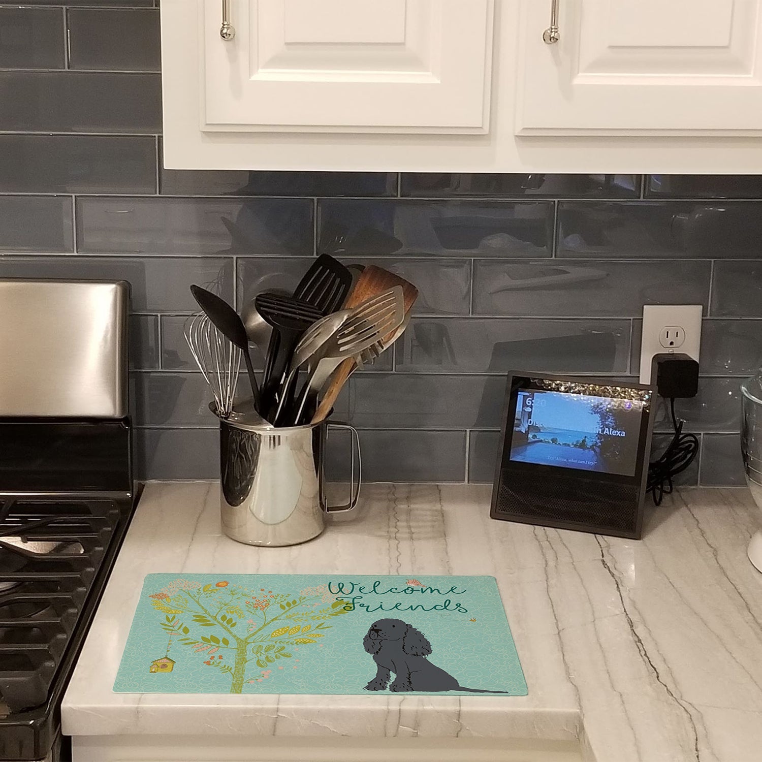 Welcome Friends Black Cocker Spaniel Cutting Board Tempered Glass Kitchen Cutting Surface, Heat Resistant Chopping, Non-Slip Feet, Food Prep & Serving