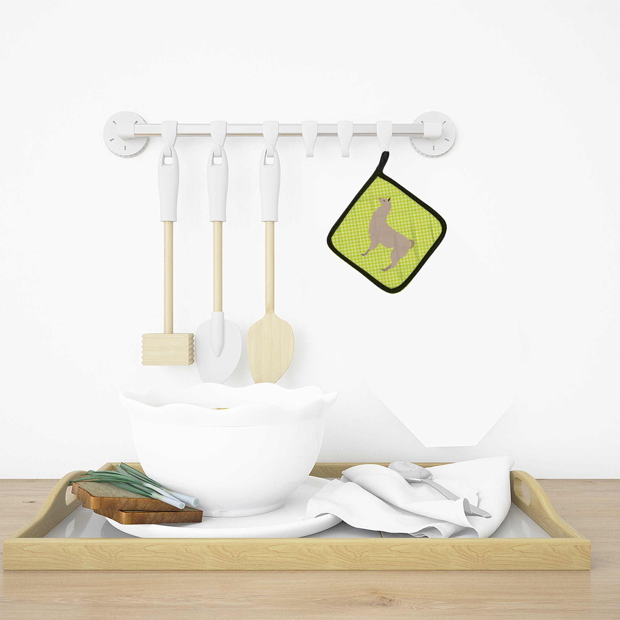 Llama Green Pot Holder Set of 2 Heat Resistant Quilted Hot Pads 7.5 x 7.5 Inch, Insulated Kitchen Trivets for Cooking & Baking