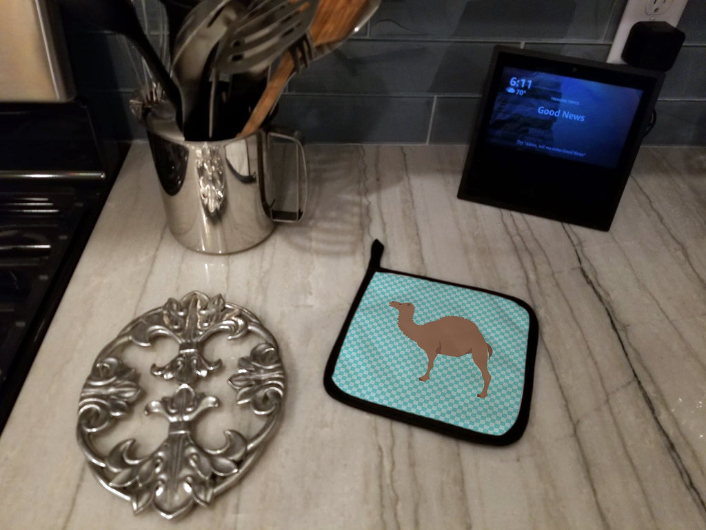 F1 Hybrid Camel Blue Check Pot Holder Set of 2 Heat Resistant Quilted Hot Pads 7.5 x 7.5 Inch, Insulated Kitchen Trivets for Cooking & Baking