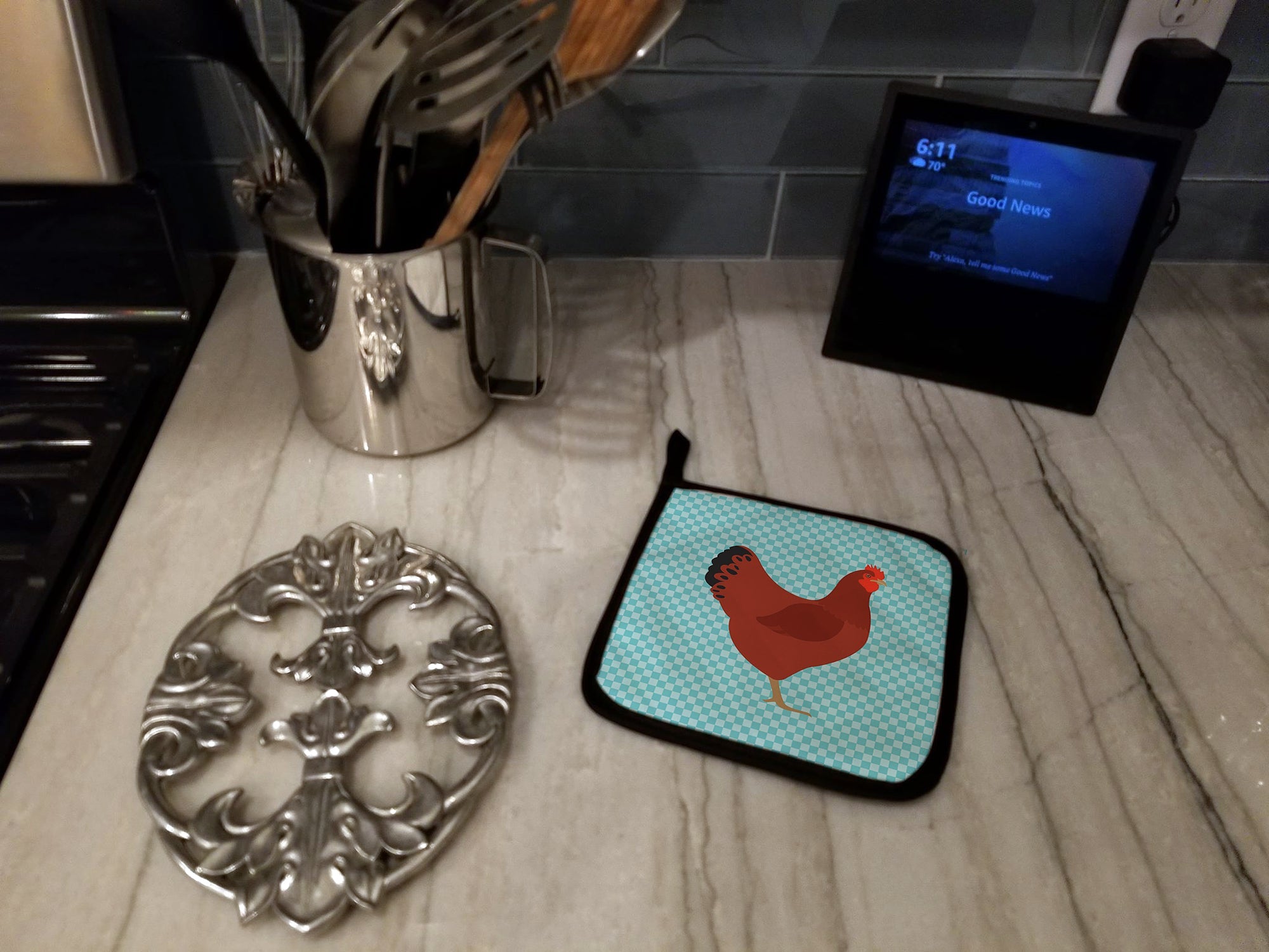 New Hampshire Red Chicken Blue Check Pot Holder Set of 2 Heat Resistant Quilted Hot Pads 7.5 x 7.5 Inch, Insulated Kitchen Trivets for Cooking & Baking