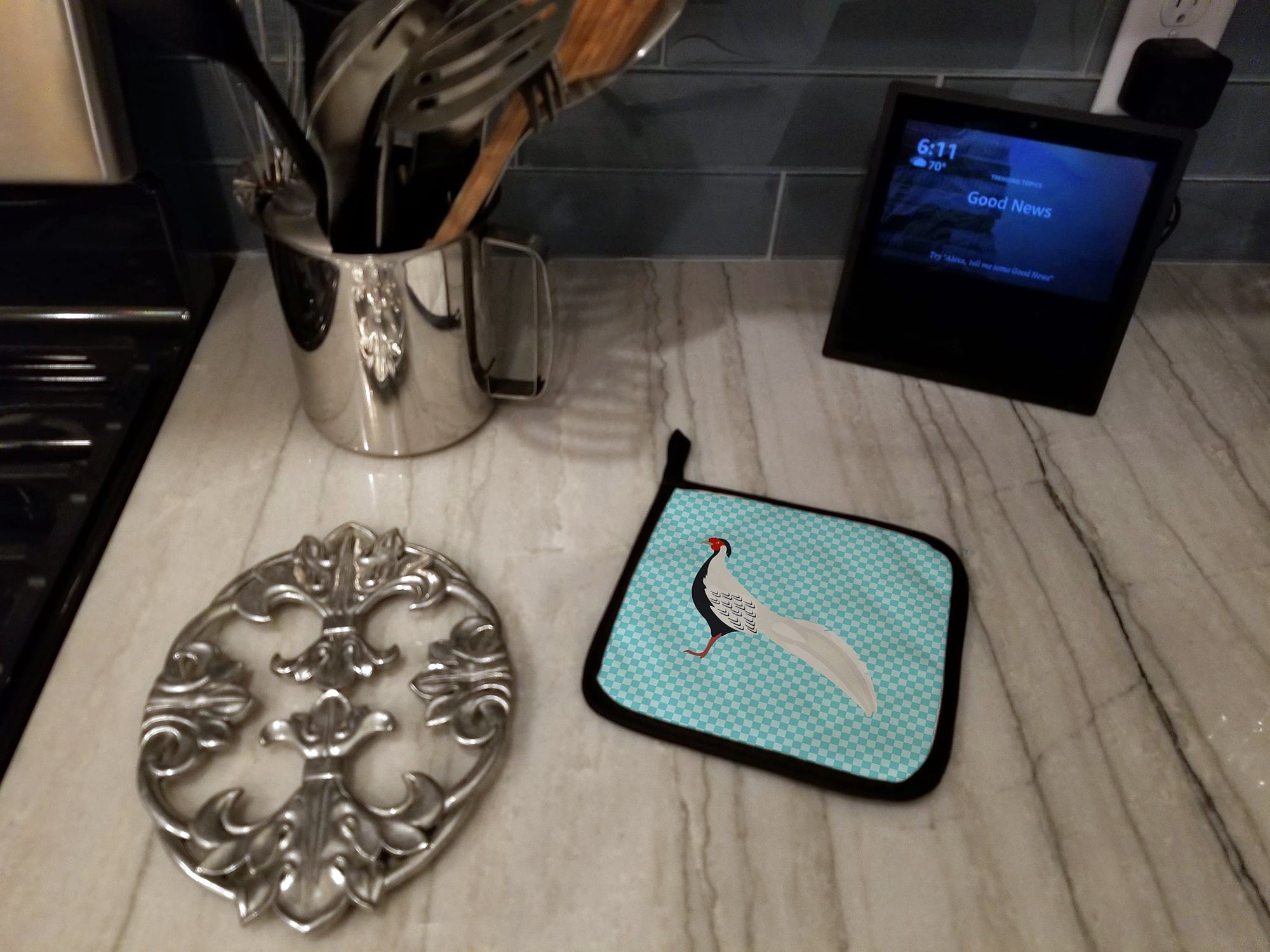 Silver Pheasant Blue Check Pot Holder Set of 2 Heat Resistant Quilted Hot Pads 7.5 x 7.5 Inch, Insulated Kitchen Trivets for Cooking & Baking