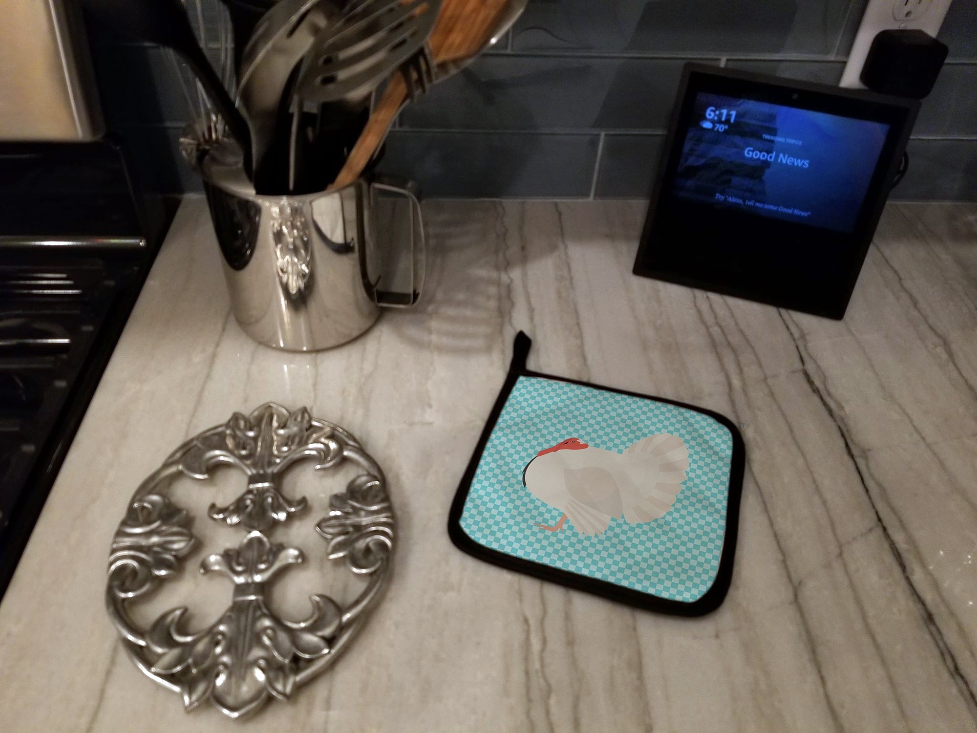White Holland Turkey Blue Check Pot Holder Set of 2 Heat Resistant Quilted Hot Pads 7.5 x 7.5 Inch, Insulated Kitchen Trivets for Cooking & Baking