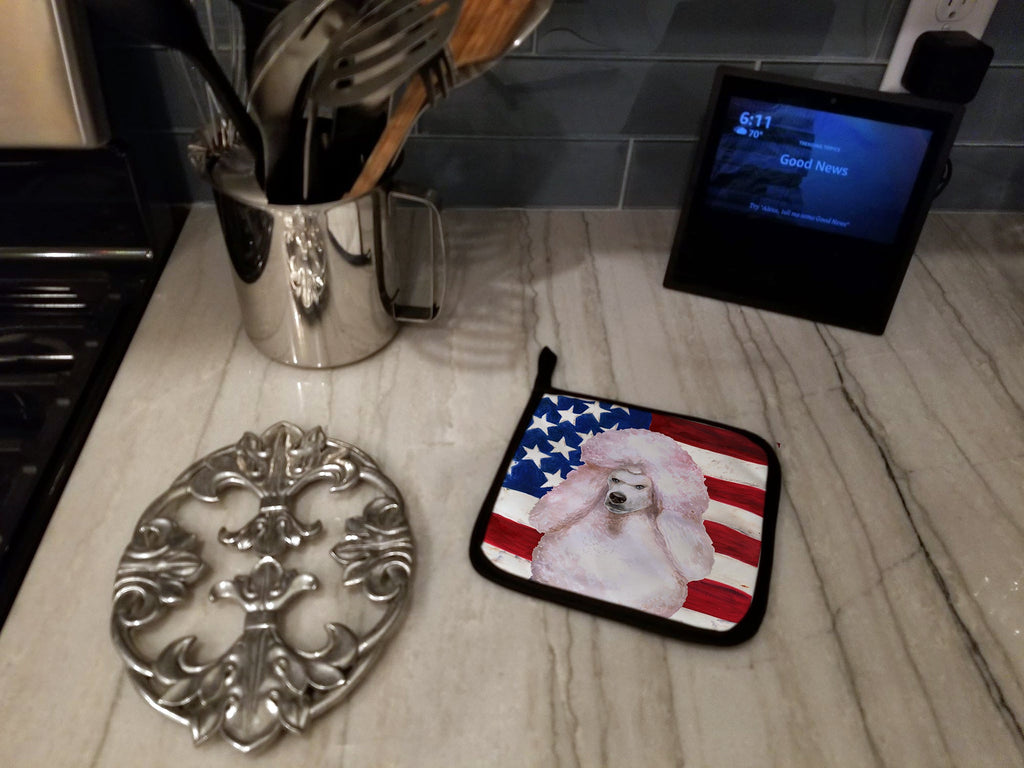 White Standard Poodle Patriotic Pot Holder Set of 2 Heat Resistant Quilted Hot Pads 7.5 x 7.5 Inch, Insulated Kitchen Trivets for Cooking & Baking