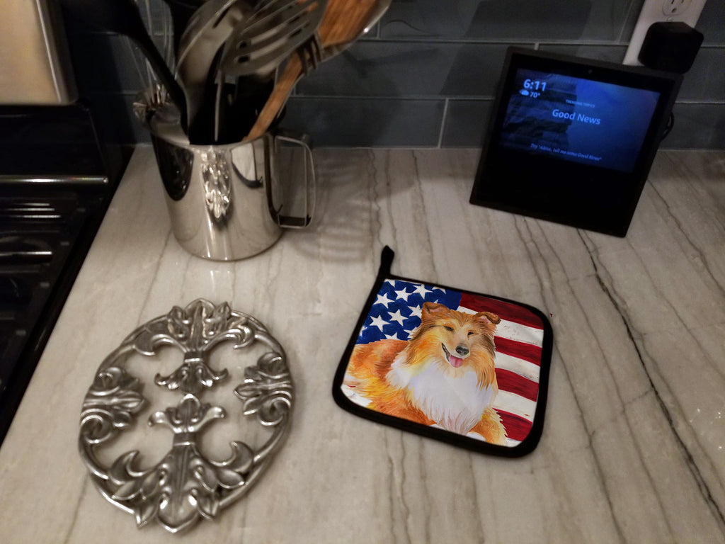 Sheltie Patriotic Pot Holder Set of 2 Heat Resistant Quilted Hot Pads 7.5 x 7.5 Inch, Insulated Kitchen Trivets for Cooking & Baking
