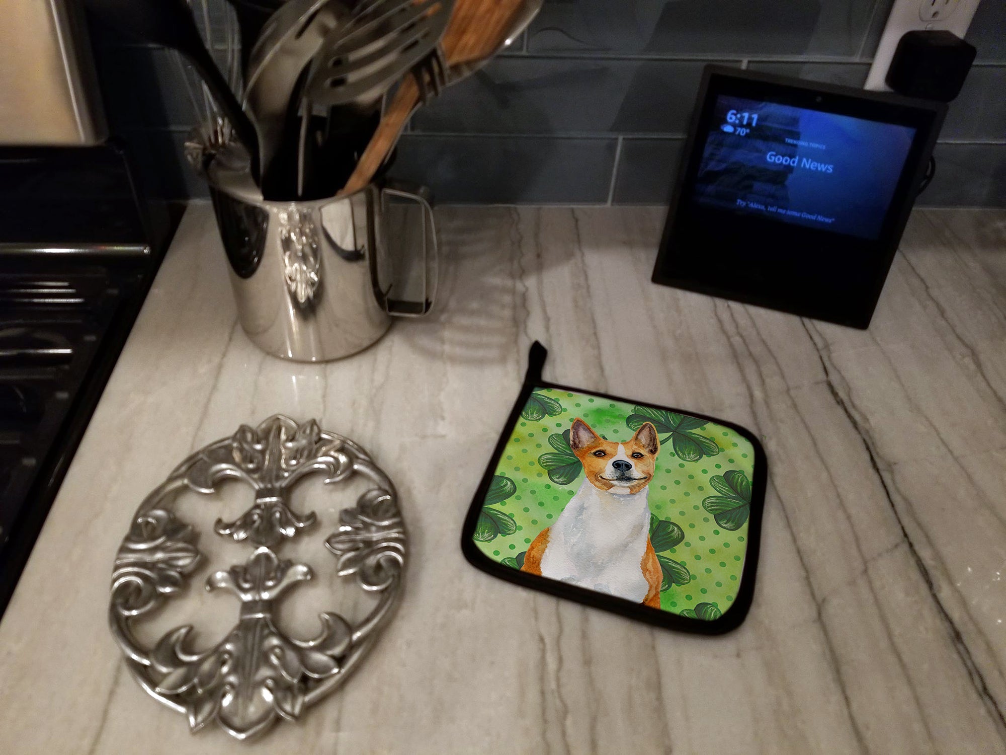 Basenji St Patrick's Pot Holder Set of 2 Heat Resistant Quilted Hot Pads 7.5 x 7.5 Inch, Insulated Kitchen Trivets for Cooking & Baking