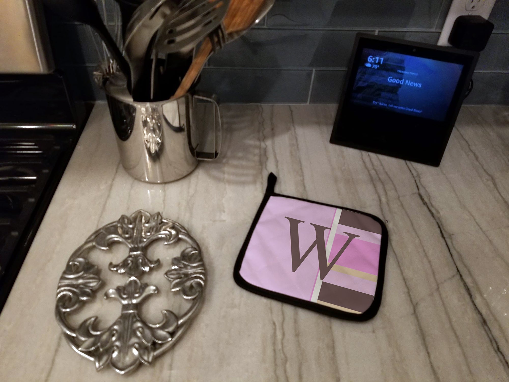 Letter W Initial Monogram - Pink Stripes Pot Holders - Set of 2 - Heat-Resistant Kitchen Essentials
