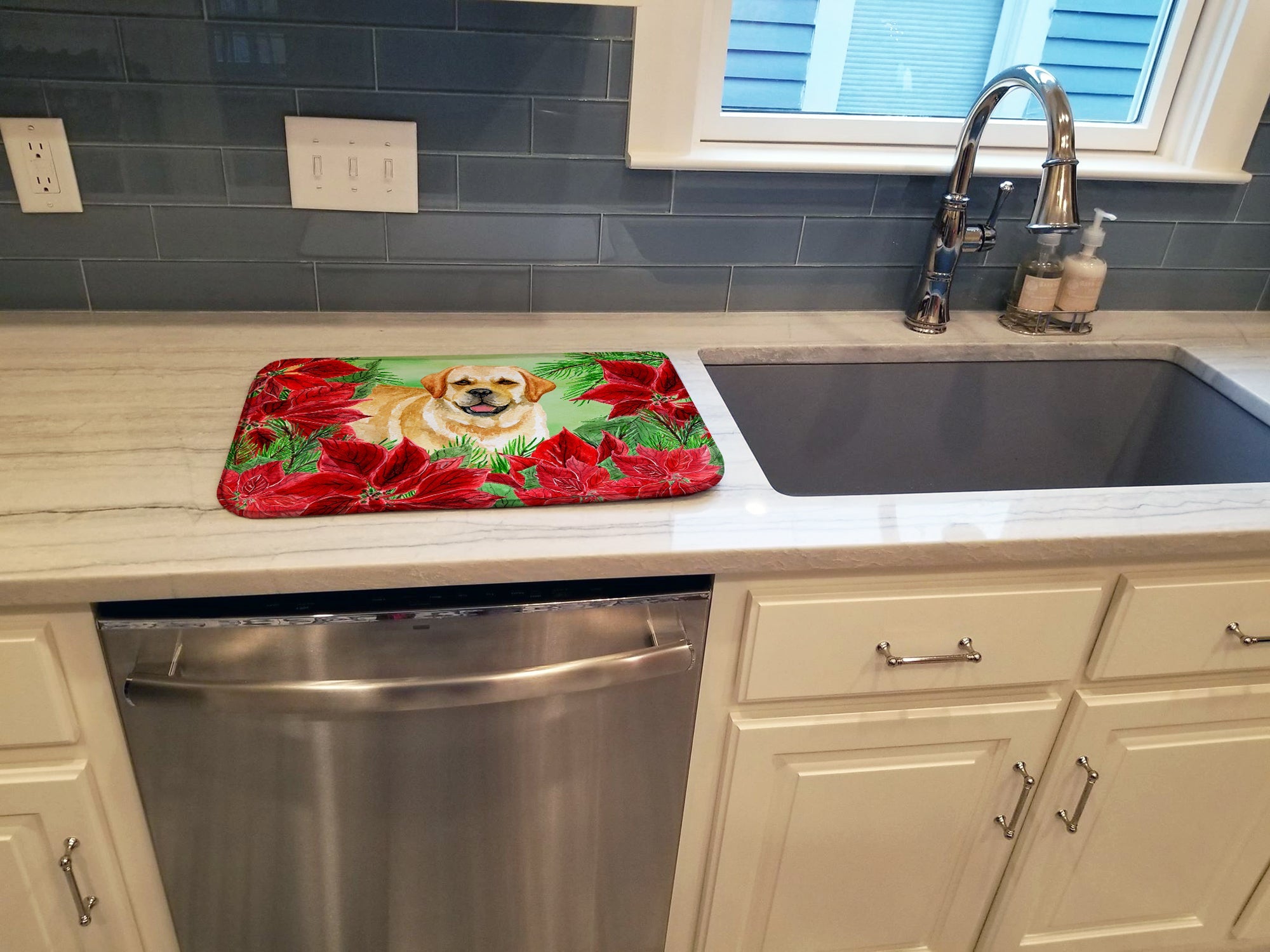 Golden Retriever Poinsettas Dish Drying Mat Absorbent Dish Drying Mat Pad for Kitchen Counter Dish Drainer Mat for Countertop, 14 x 21", Multicolor