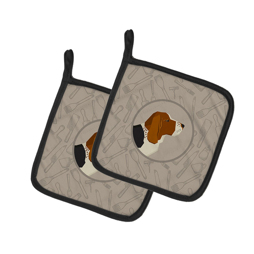 Basset Hound In the Kitchen Pot Holder Set of 2 Heat Resistant Quilted Hot Pads 7.5 x 7.5 Inch, Insulated Kitchen Trivets for Cooking & Baking