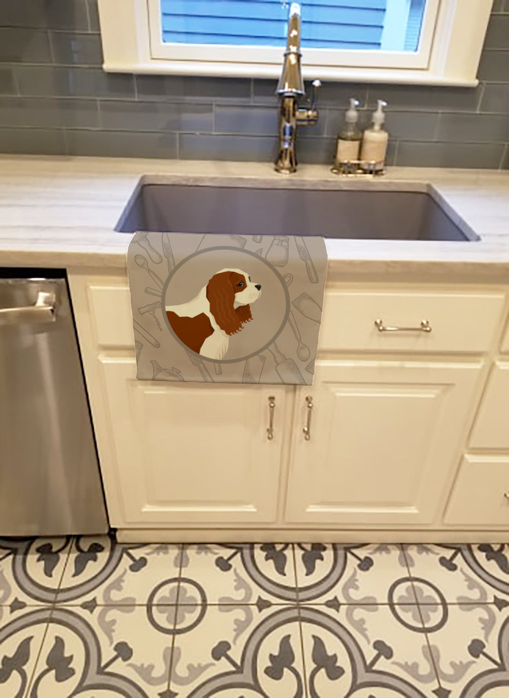 Cavalier Spaniel In the Kitchen Kitchen Towel Velour Plush Front and Cotton Loop Back Machine Washable