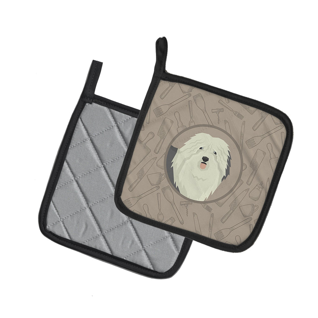 Old English Sheepdog In the Kitchen Pot Holder Set of 2 Heat Resistant Quilted Hot Pads 7.5 x 7.5 Inch, Insulated Kitchen Trivets for Cooking & Baking