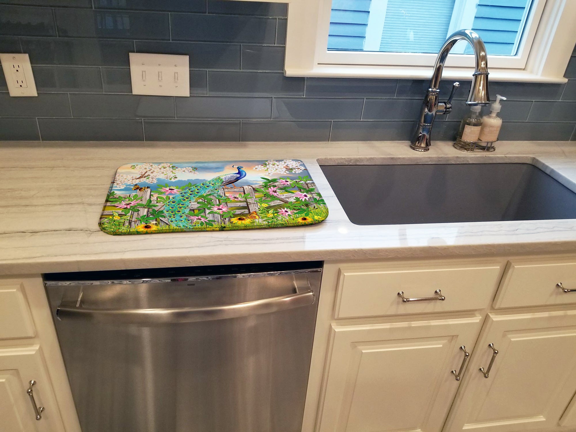 Peacock on Garden Fence Dish Drying Mat Absorbent Dish Drying Mat Pad for Kitchen Counter Dish Drainer Mat for Countertop, 14 x 21", Multicolor