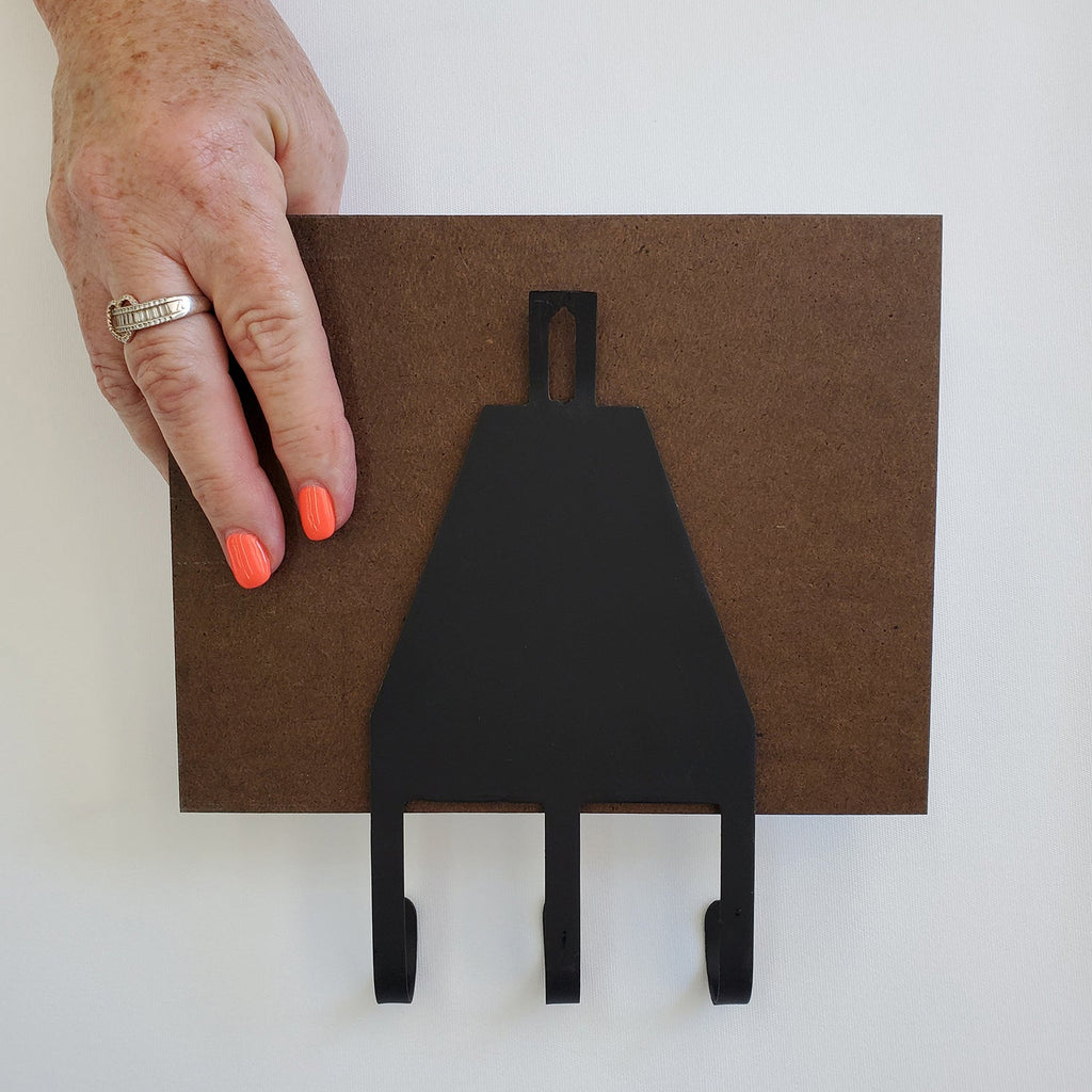 Pig at the barn door Leash or Key Holder Wall Hooks, Coat Rack Wall Mount, for Hanging Keys, Towels, Aprons, Leashes