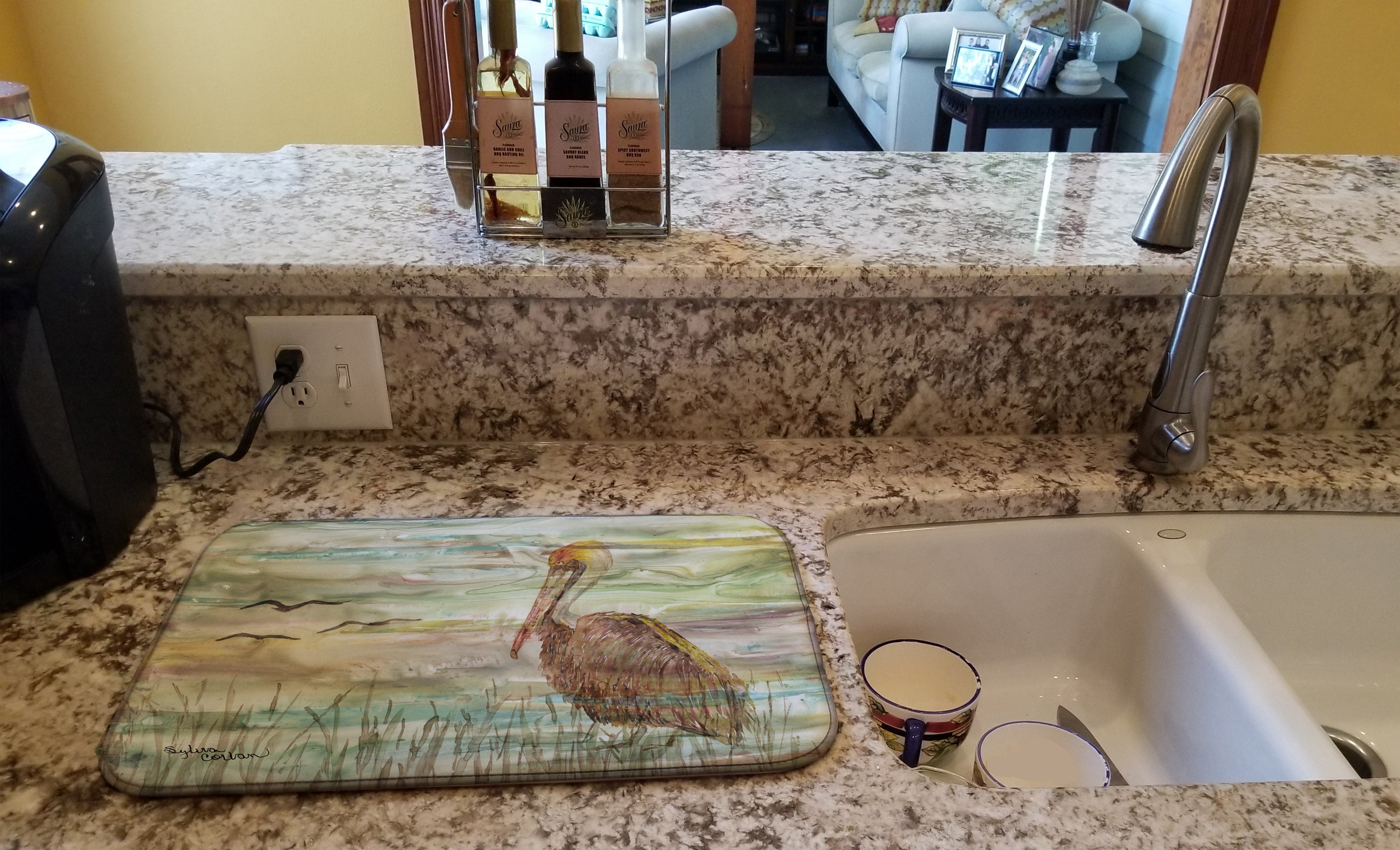 Brown Pelican Sunset Dish Drying Mat Absorbent Dish Drying Mat Pad for Kitchen Counter Dish Drainer Mat for Countertop, 14 x 21", Multicolor